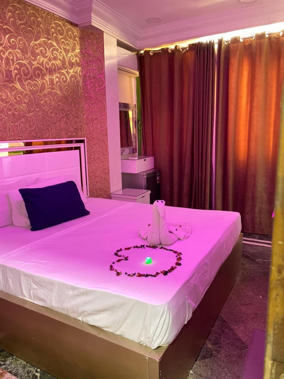 New Abdeen palace hostel