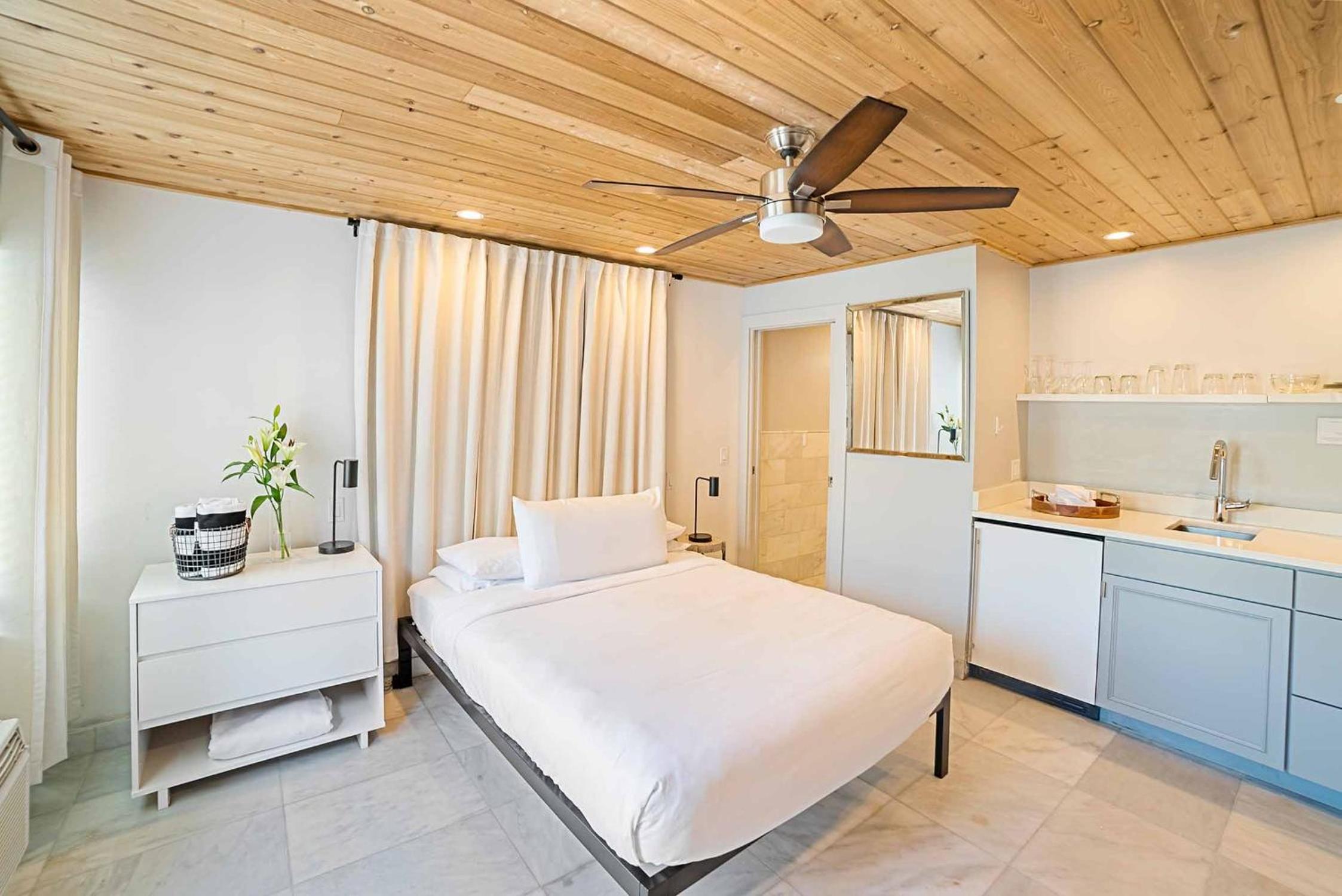 Casey Key Resort - Gulf Shores
