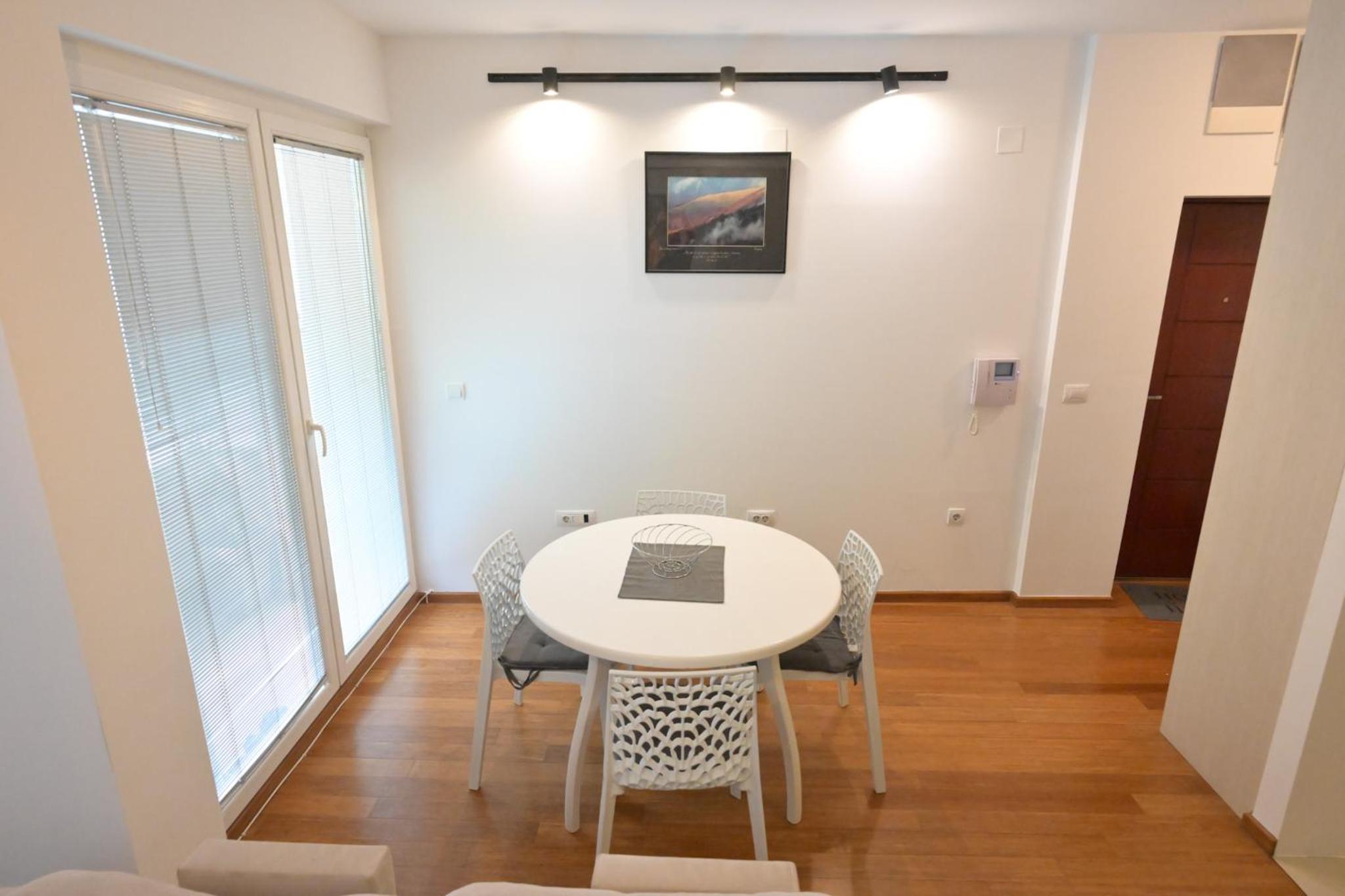 SKozy Apartment