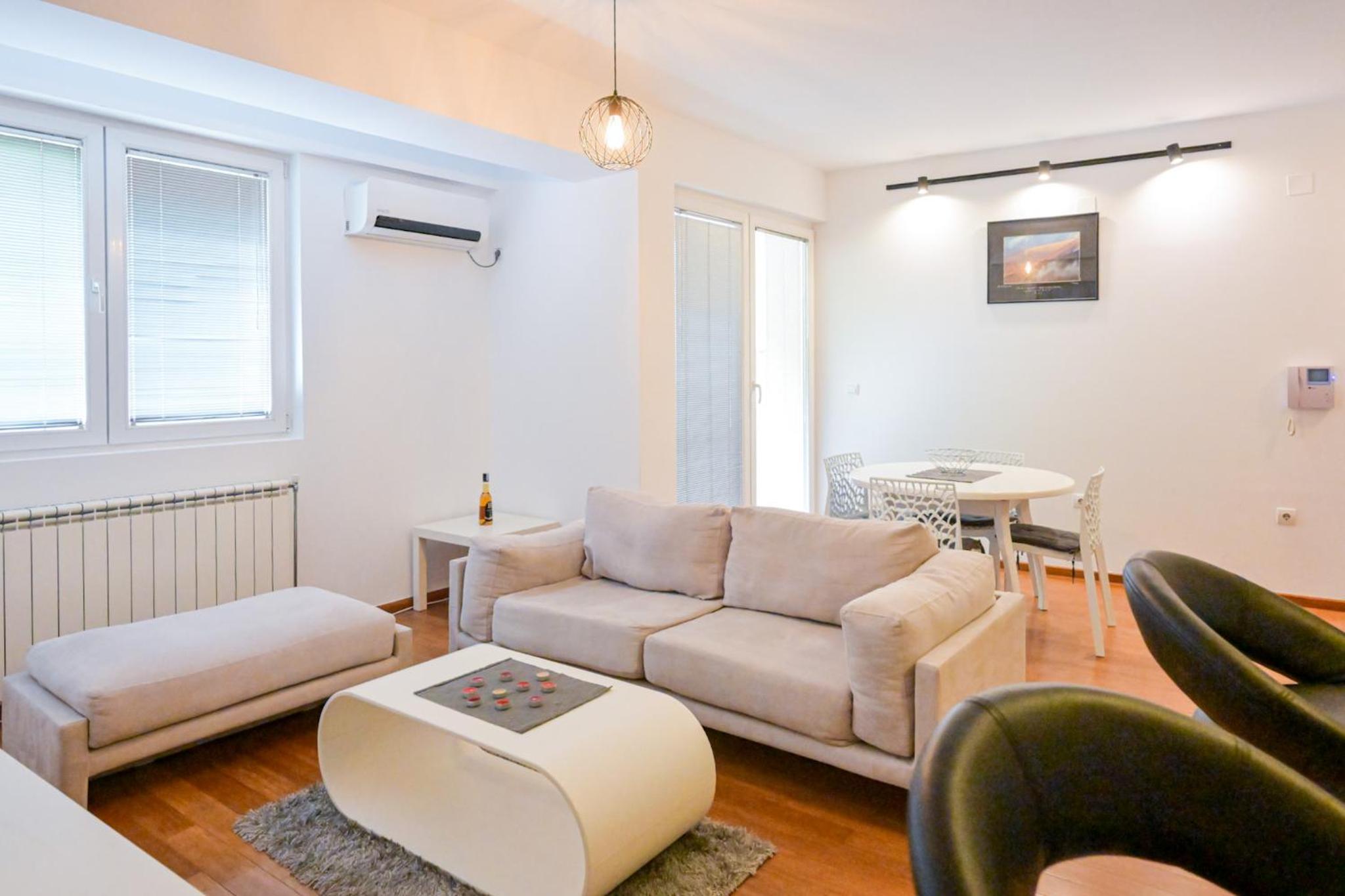 SKozy Apartment