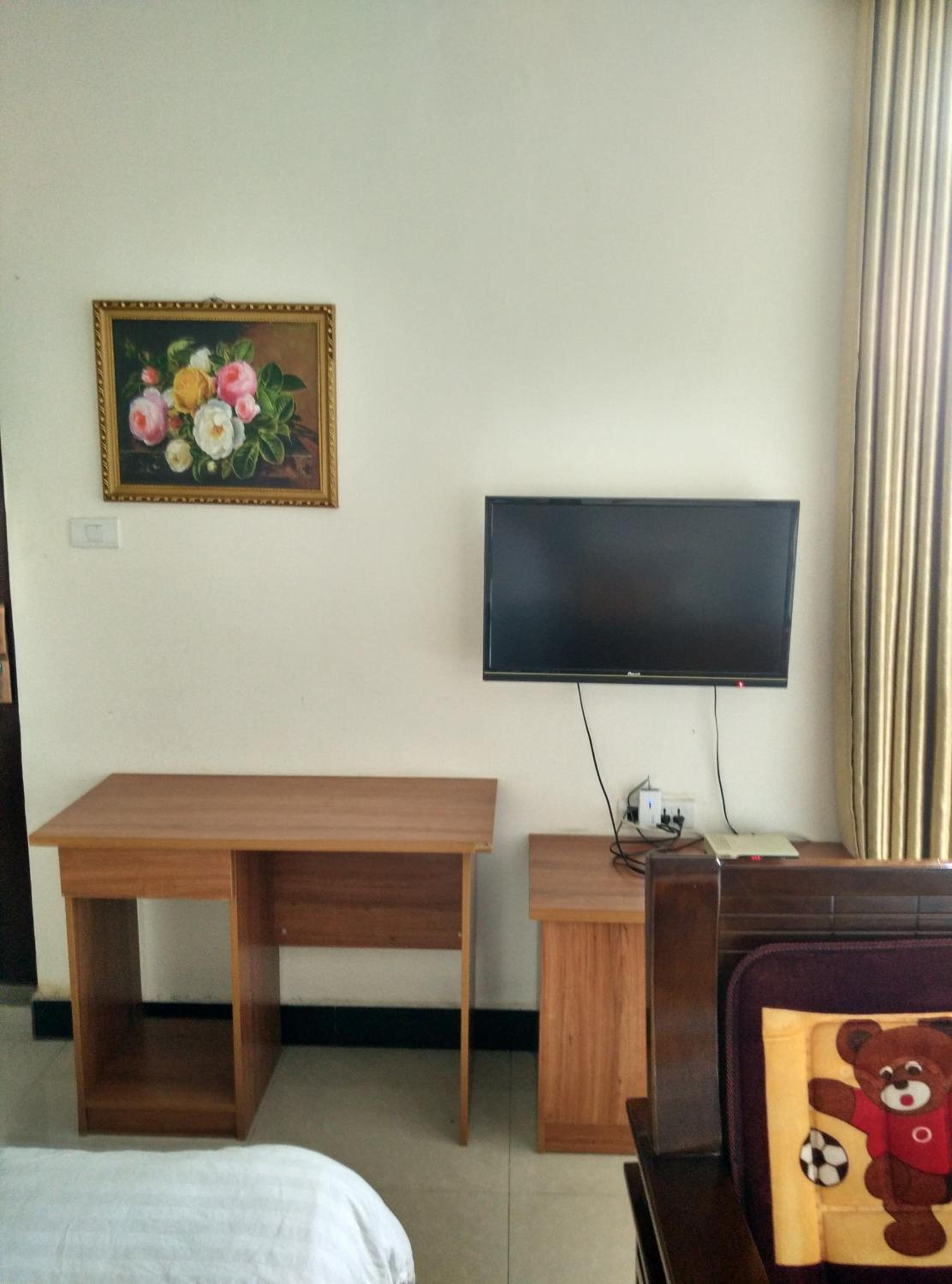 Huashan International Youth Hostel