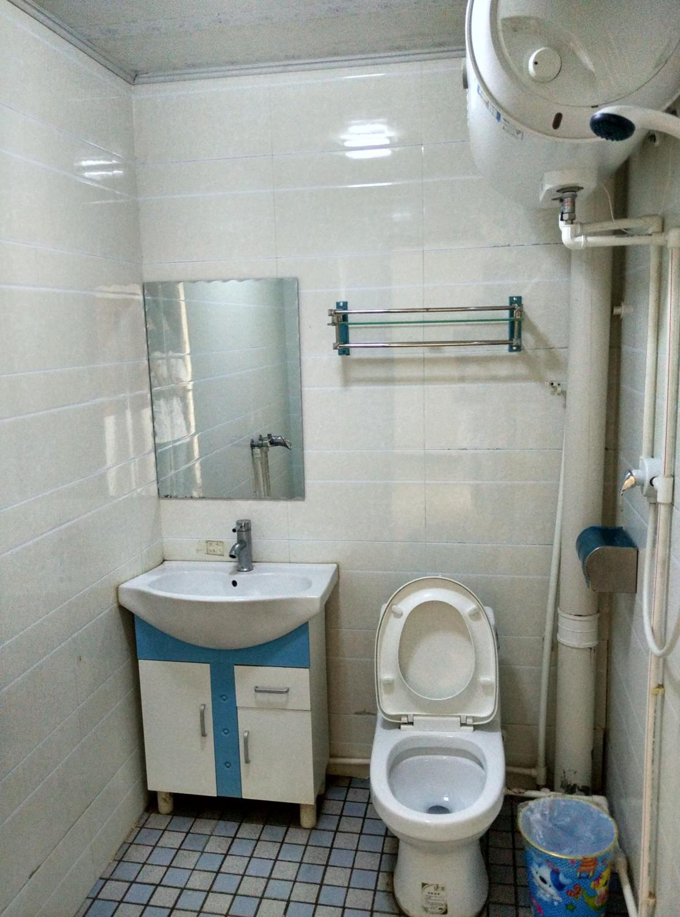 Huashan International Youth Hostel