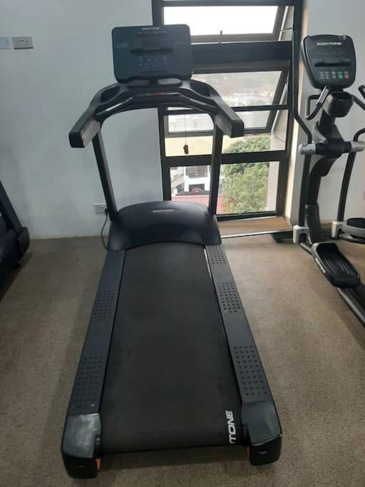Lovely 2 Bedroom Loft/Duplex - Labone view 3