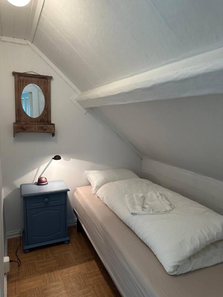 Photo 12