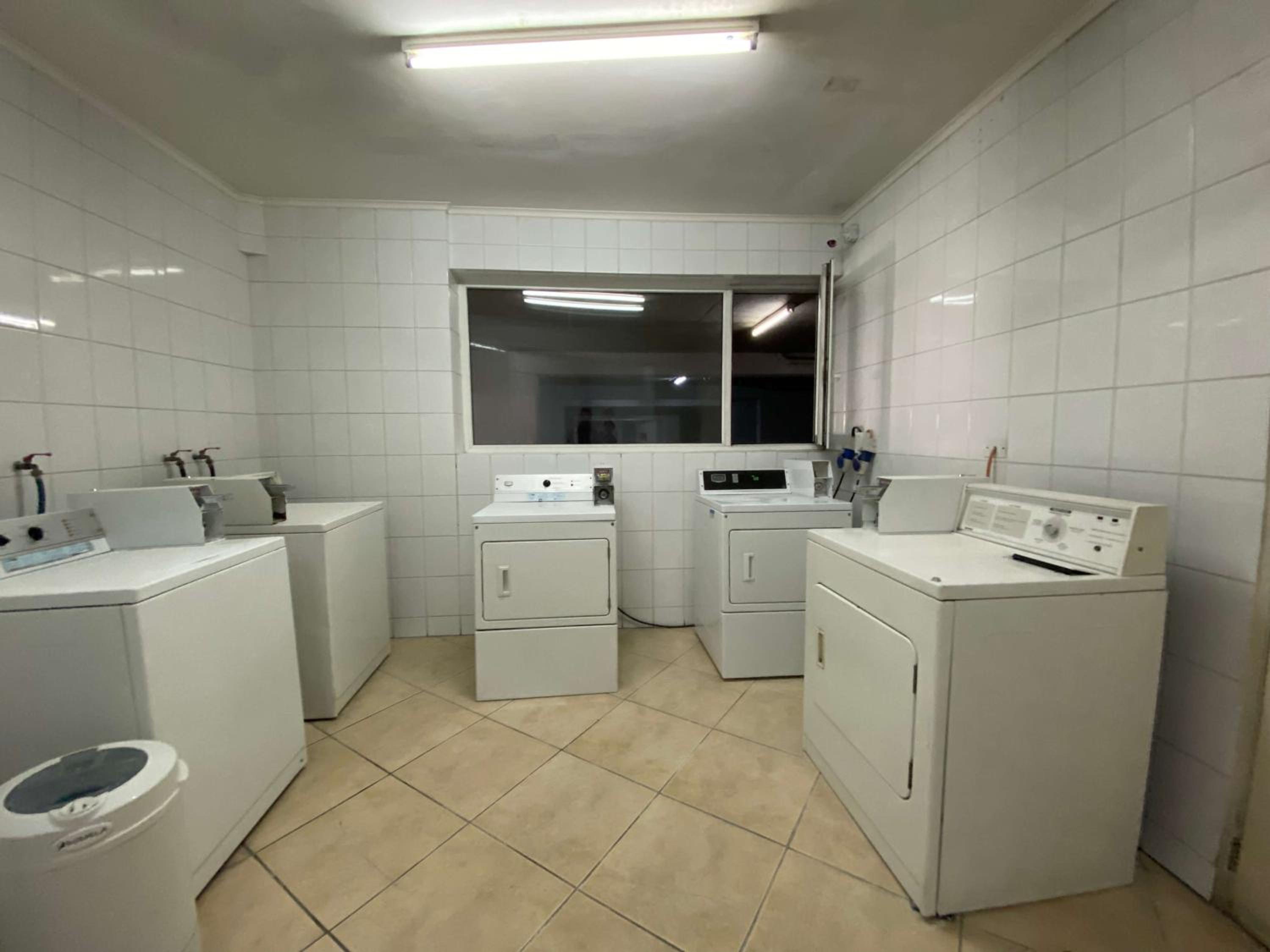 BUHO Estudio Playa Miramar AC Pool Parking