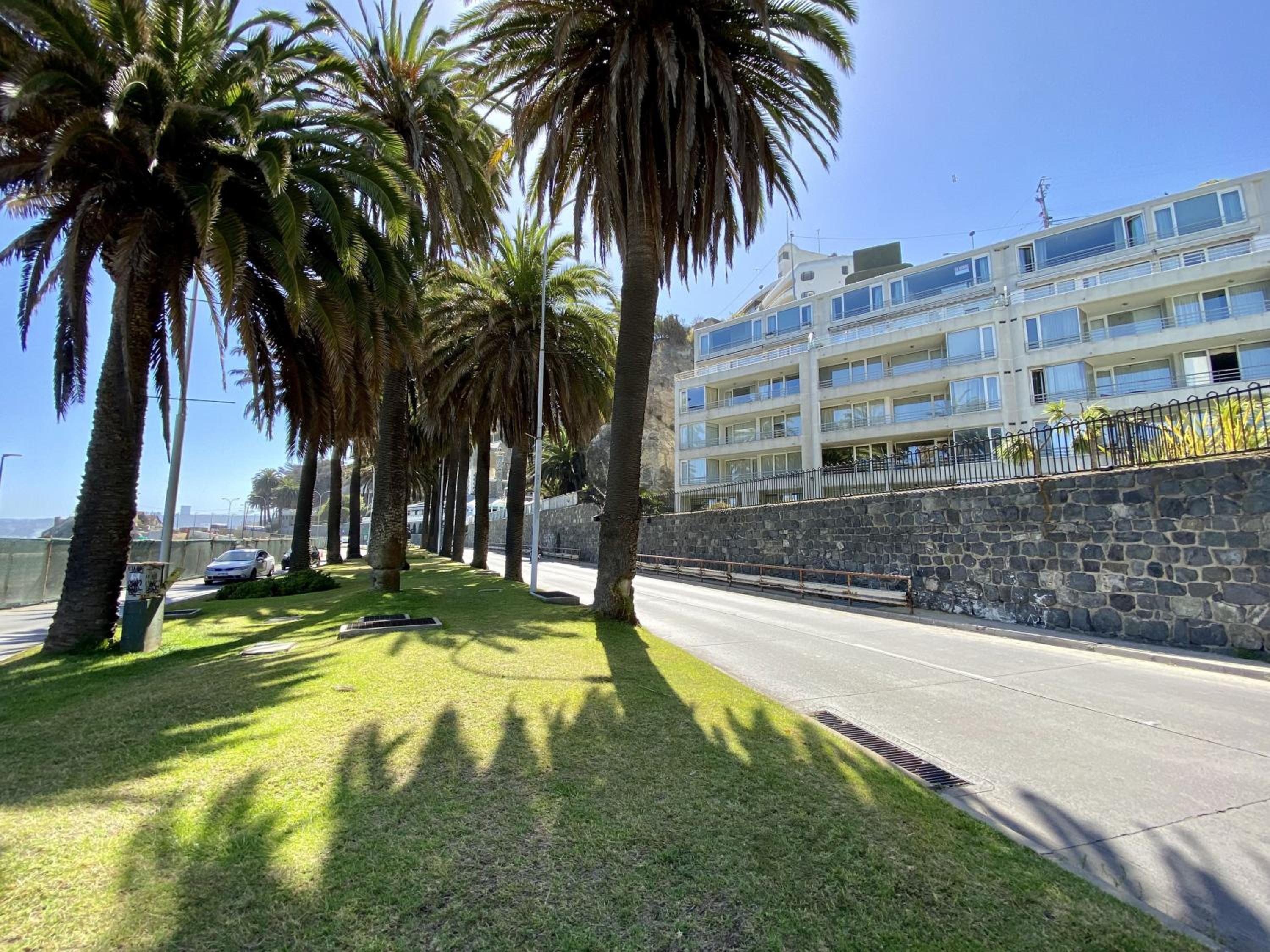 BUHO Estudio Playa Miramar AC Pool Parking