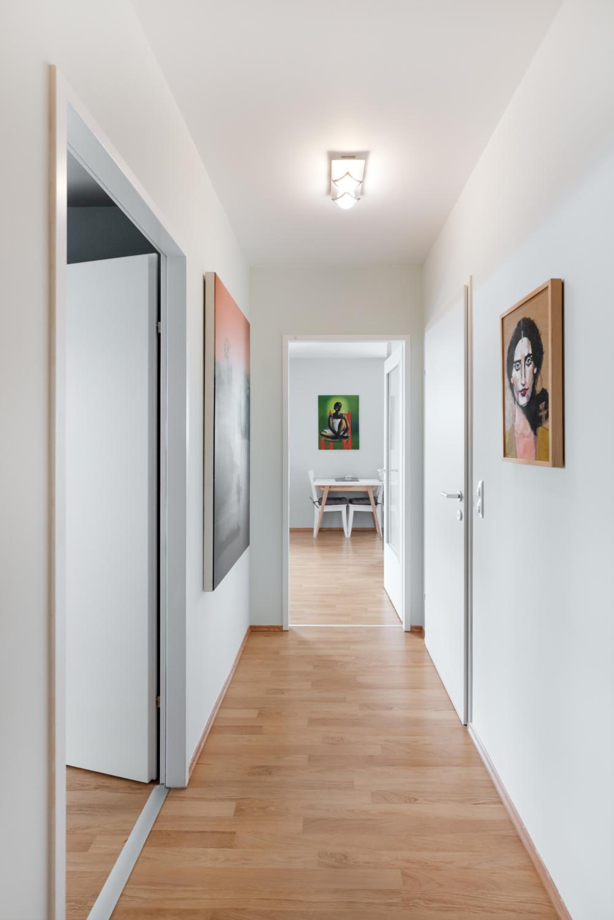 Home Sweet Home - 20 Minuten ins Zentrum und Garage