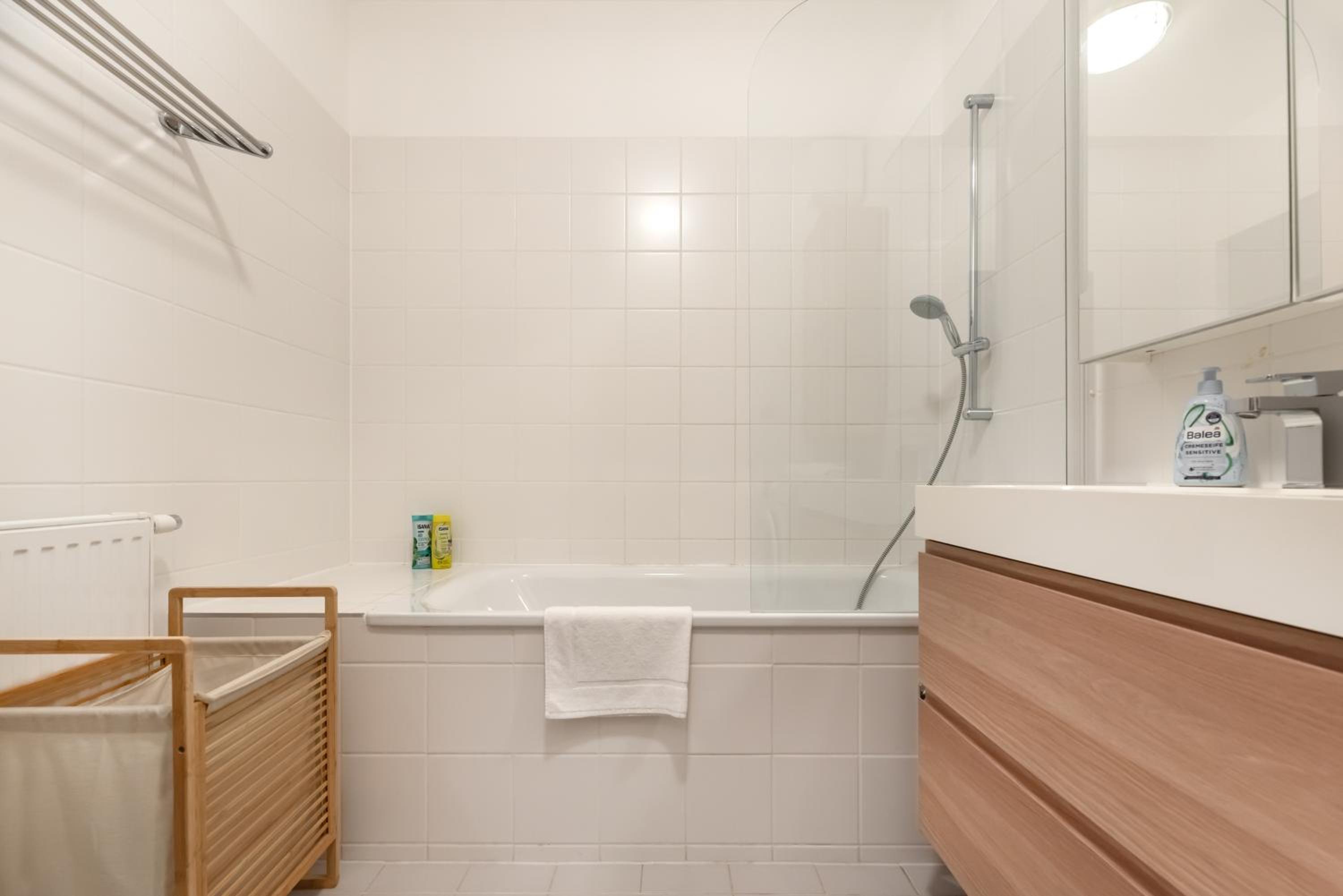 Home Sweet Home - 20 Minuten ins Zentrum und Garage