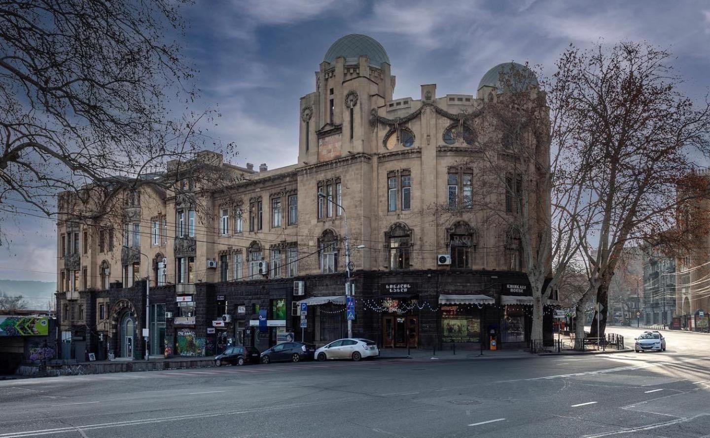 Family Apartment In 1 Century Building