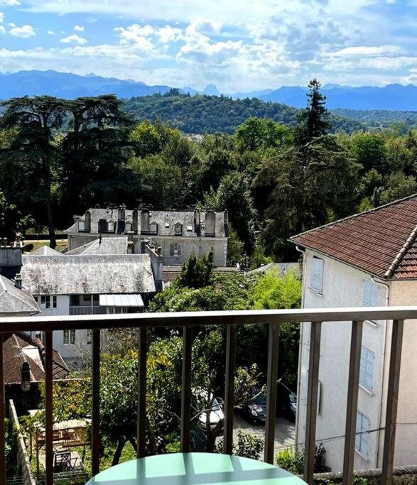 Pau centre vue sur les Pyrénées pour 2 nuits au minimum