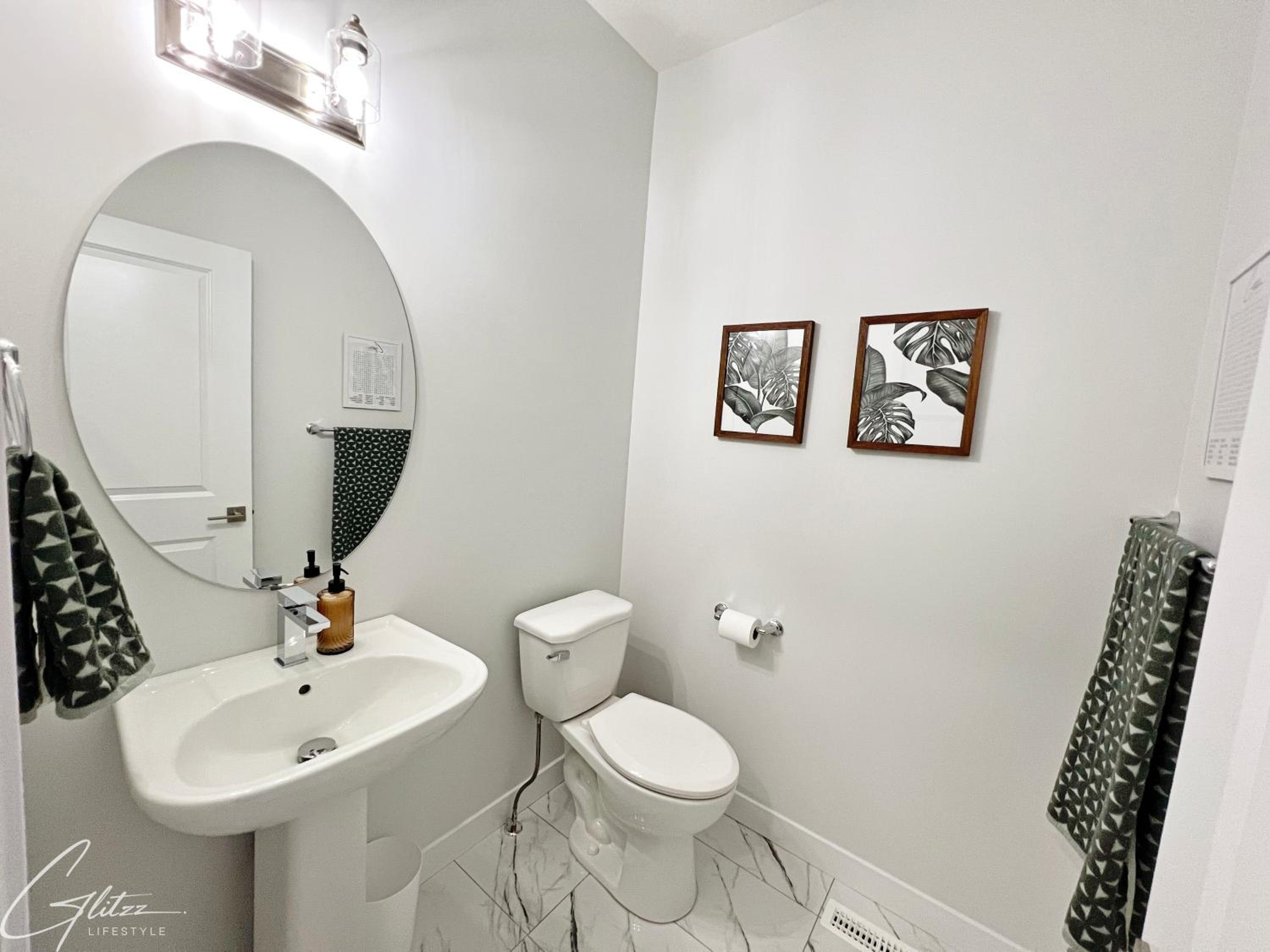 Beautiful 3 King Beds,Garage,Airport,Disney+