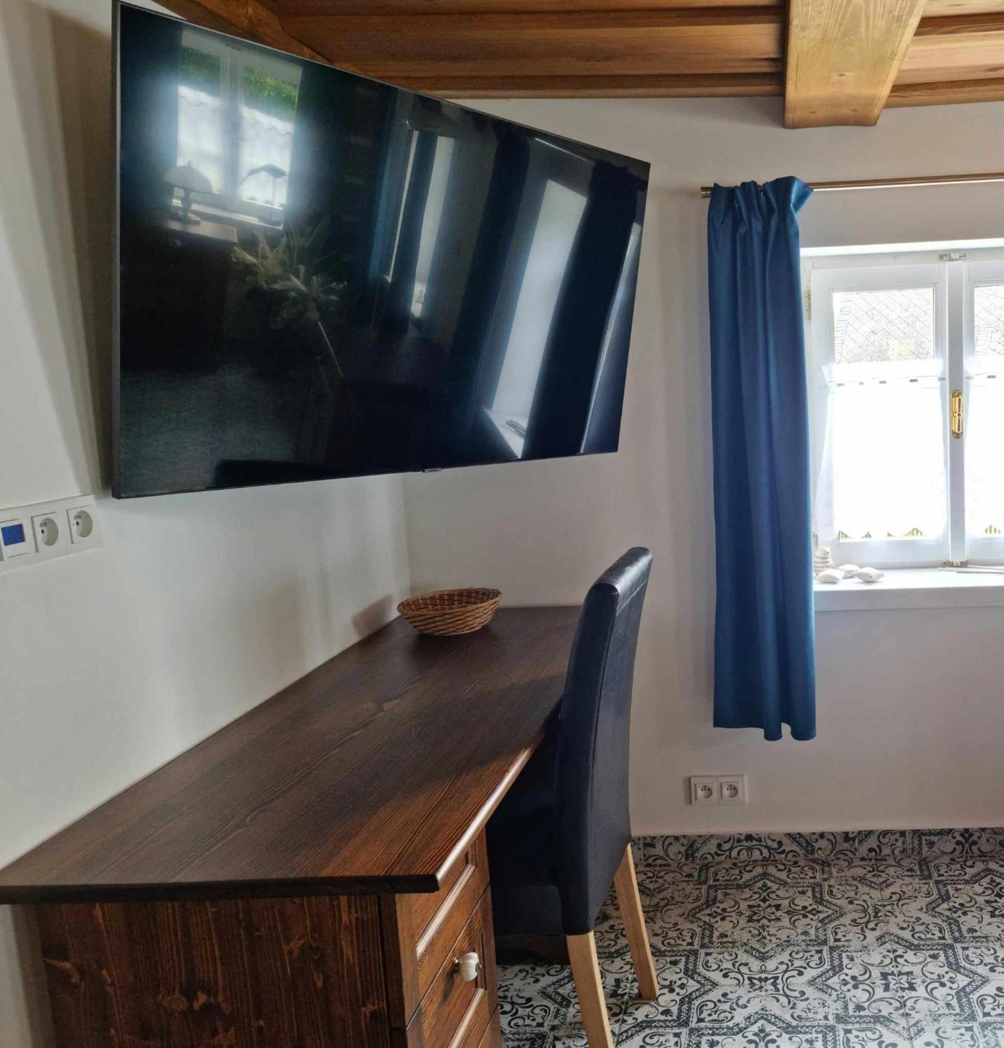 Luxusní apartmán s krbem - Kunratické Švýcarsko