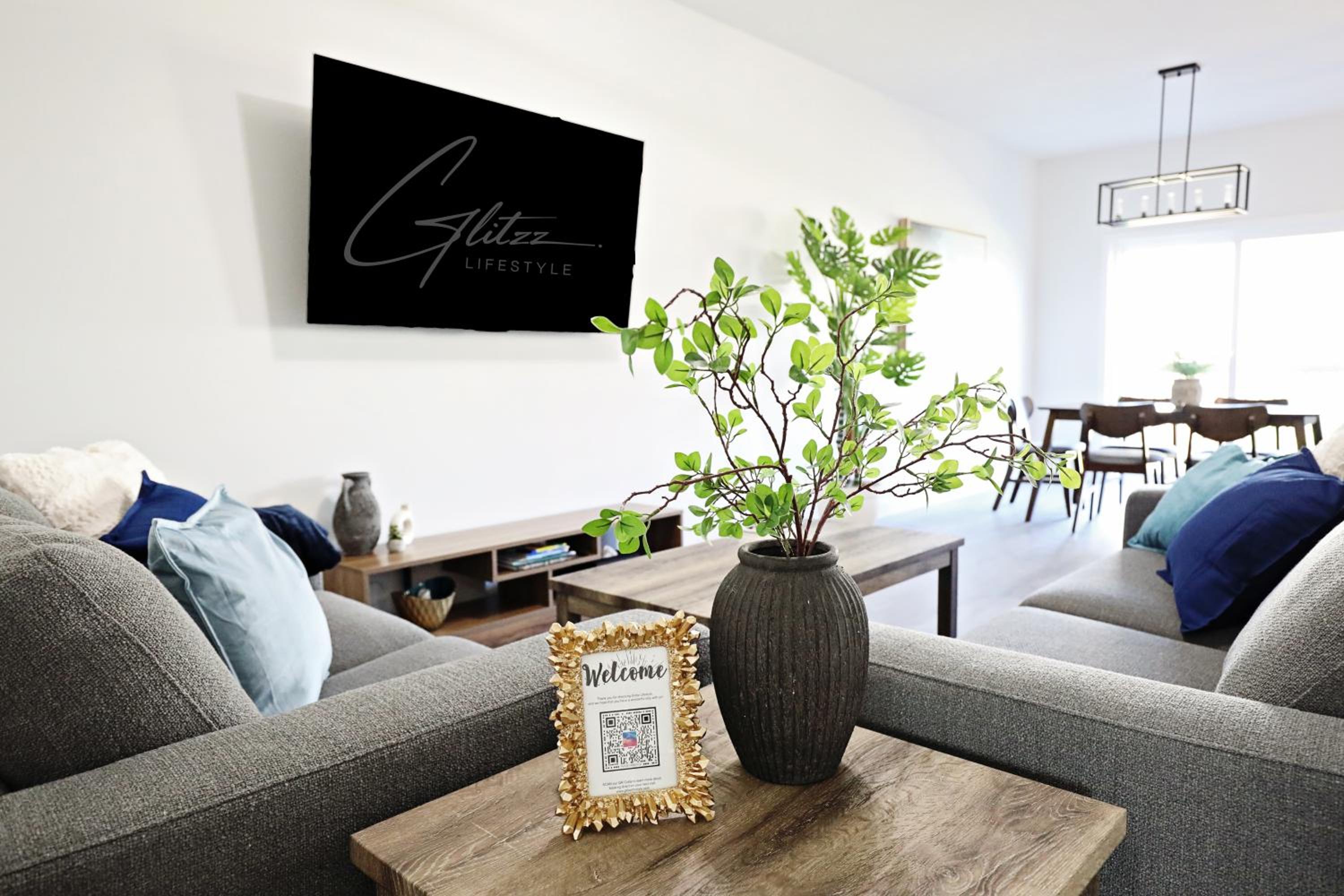 Beautiful 3 King Beds,Garage,Airport,Disney+
