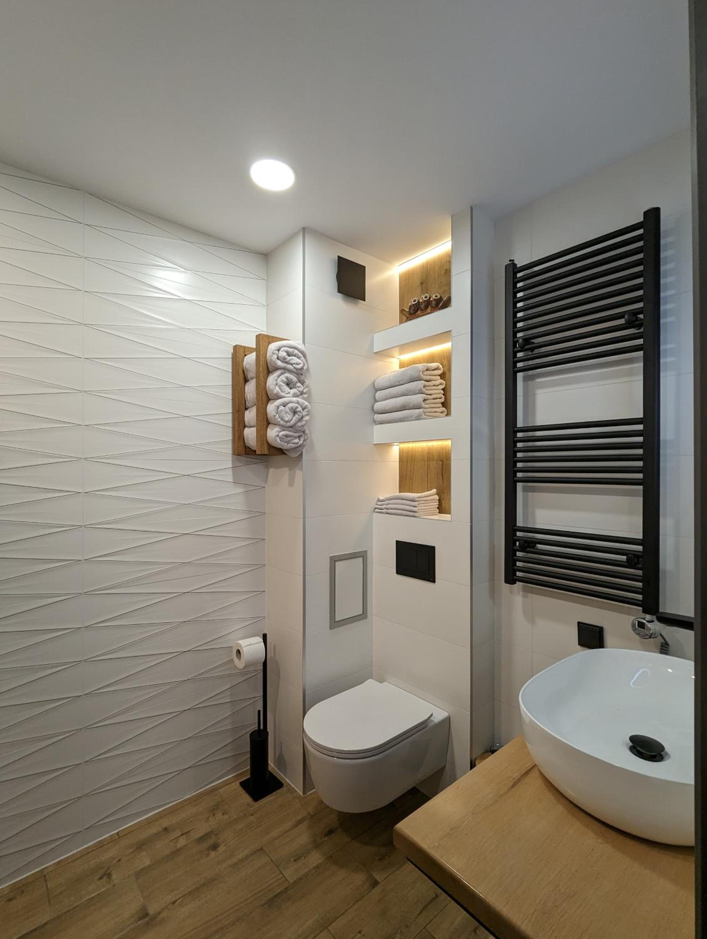 Pine & Wine Sauna Apartment