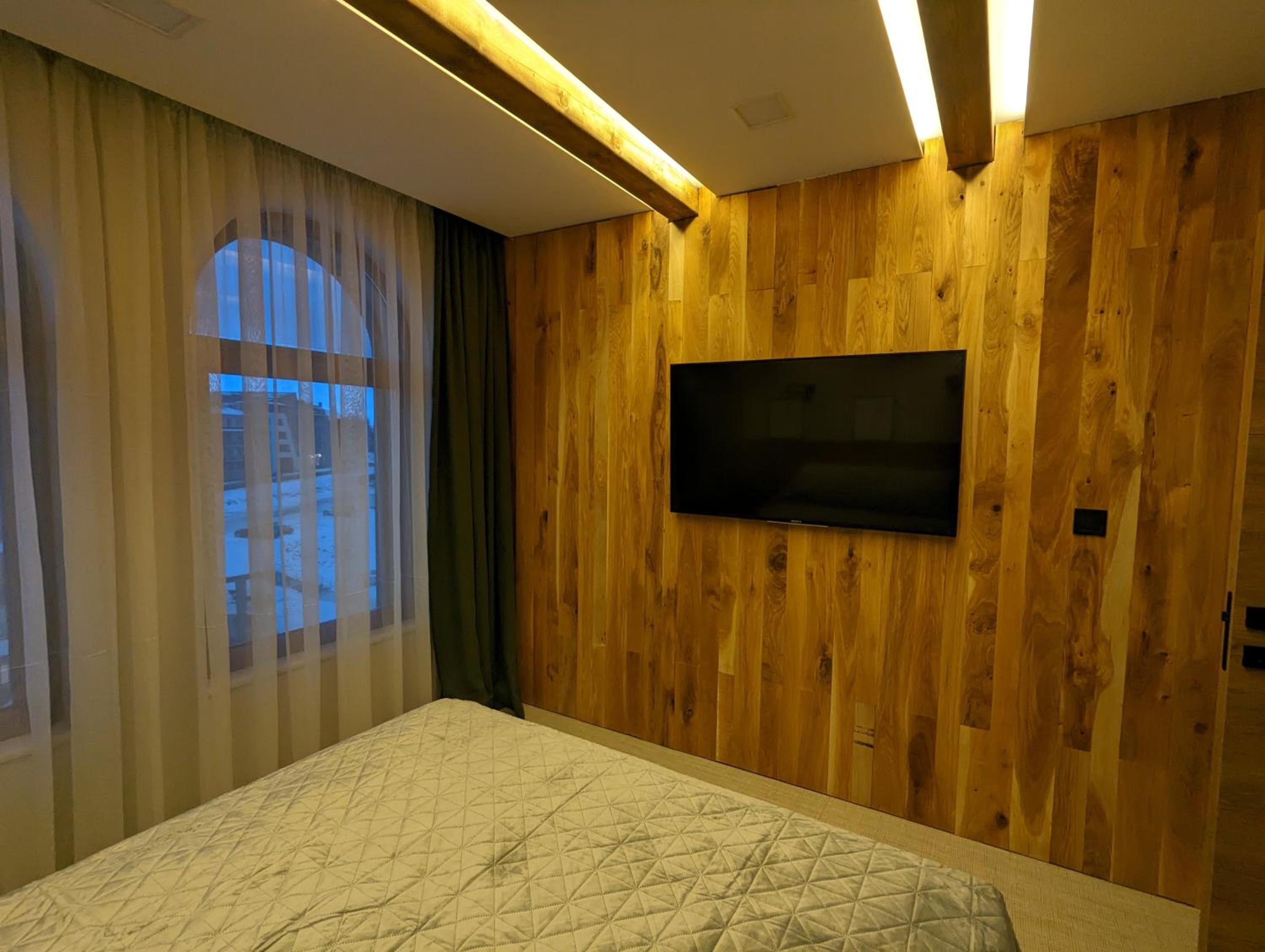 Pine & Wine Sauna Apartment