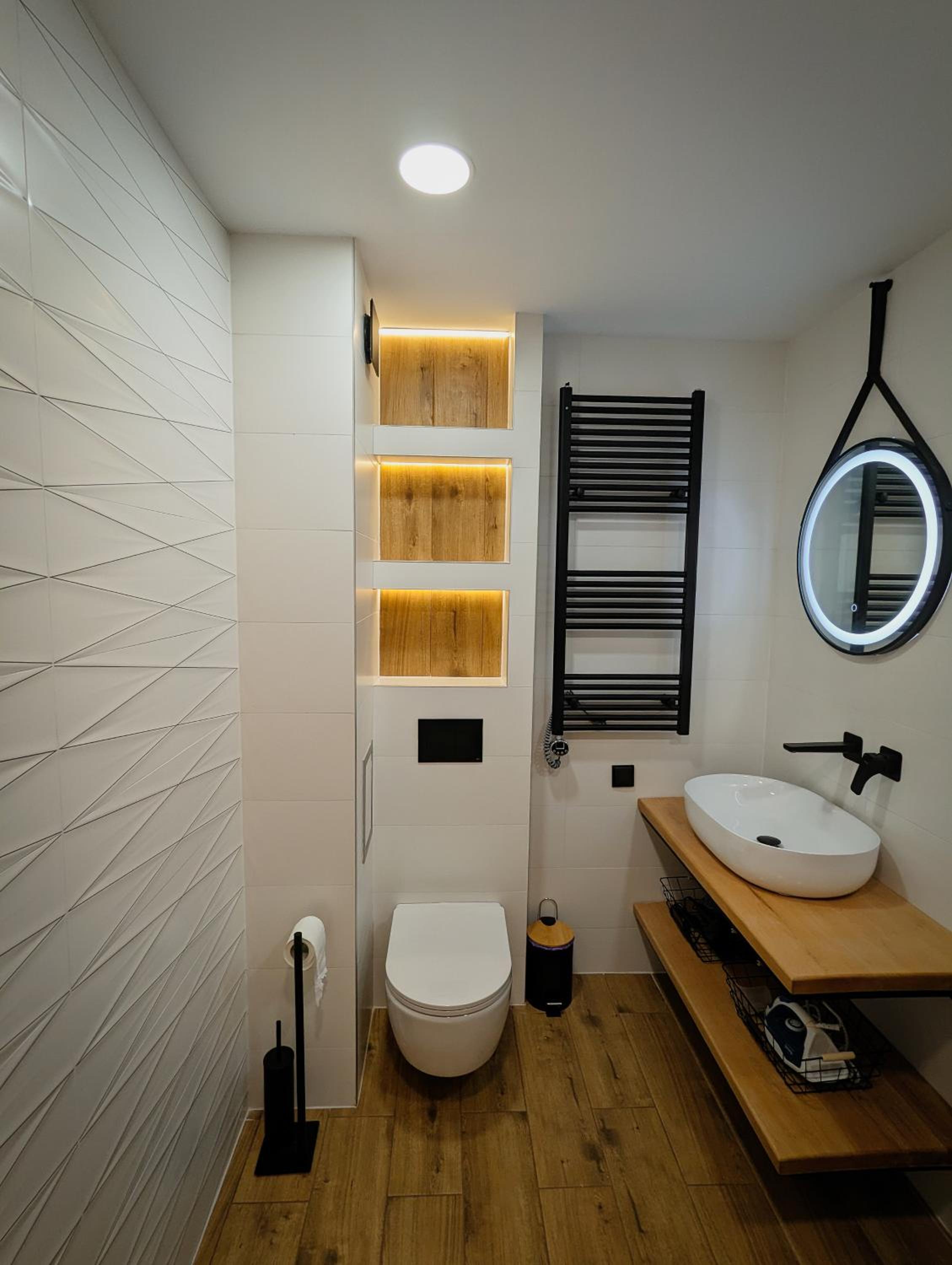 Pine & Wine Sauna Apartment