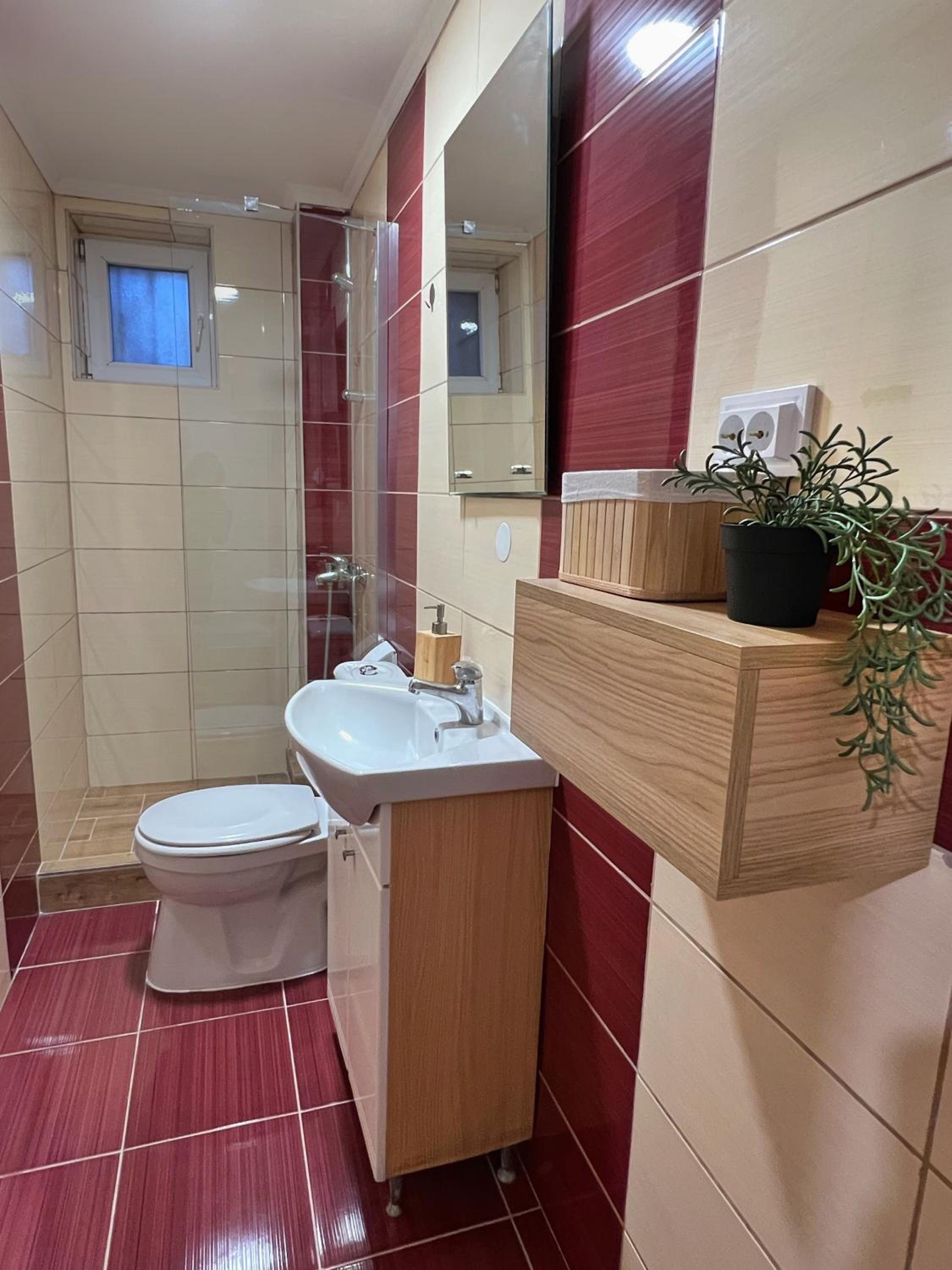 Charming 2 bedroom apartment view 4