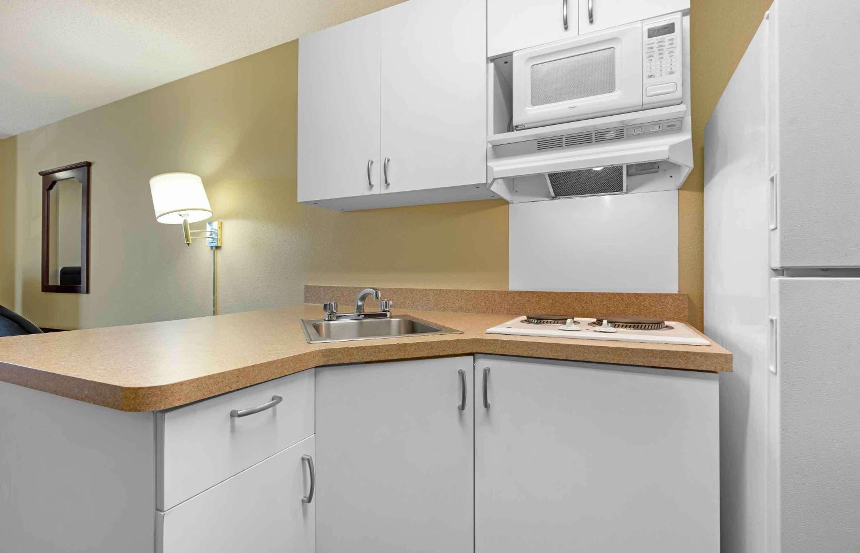 Reno Vacations - Extended Stay America Suites - Reno - South Meadows - Property Image 7