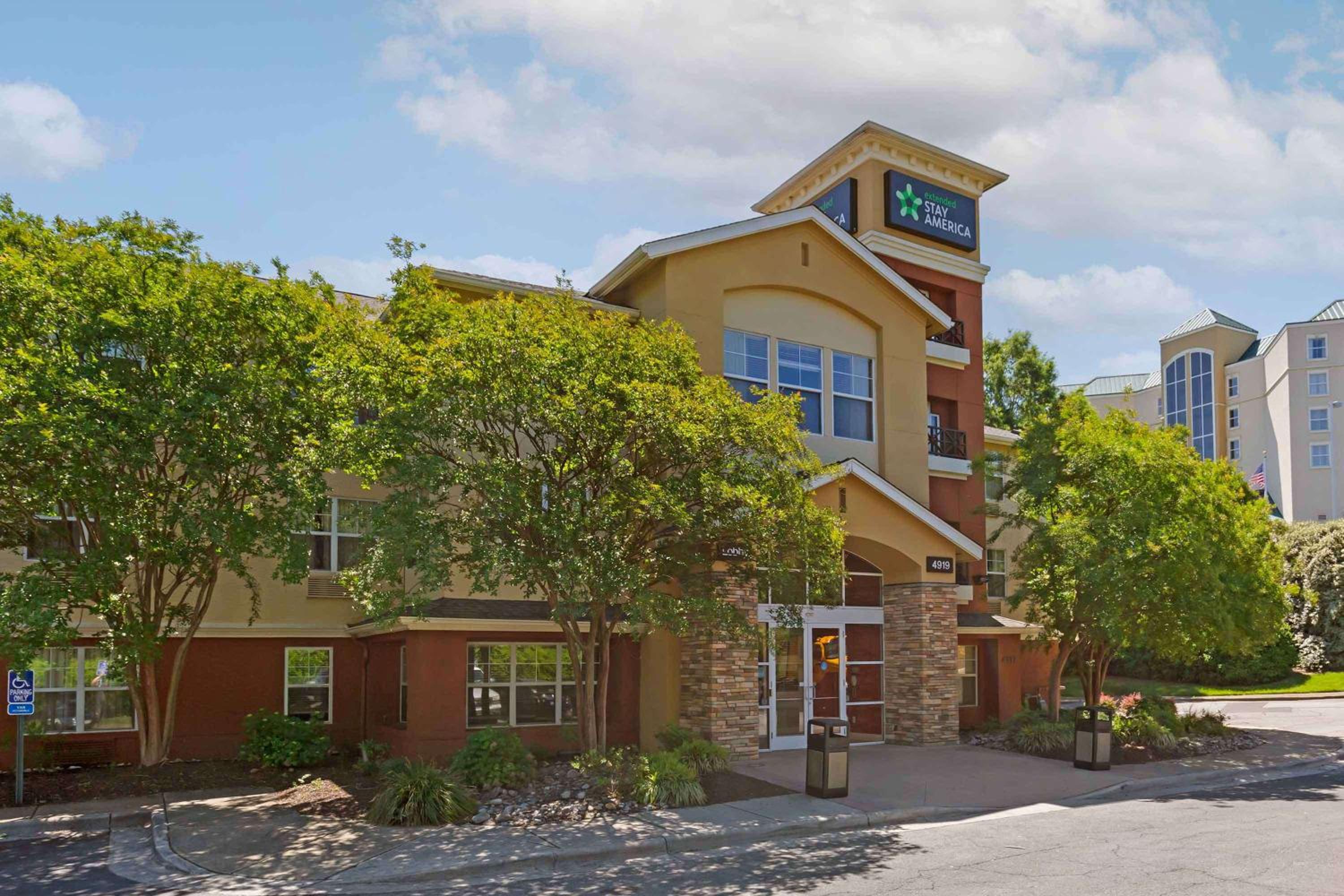 Raleigh Vacations - Extended Stay America Suites - Raleigh - RTP - 4919 Miami Blvd - Property Image 1
