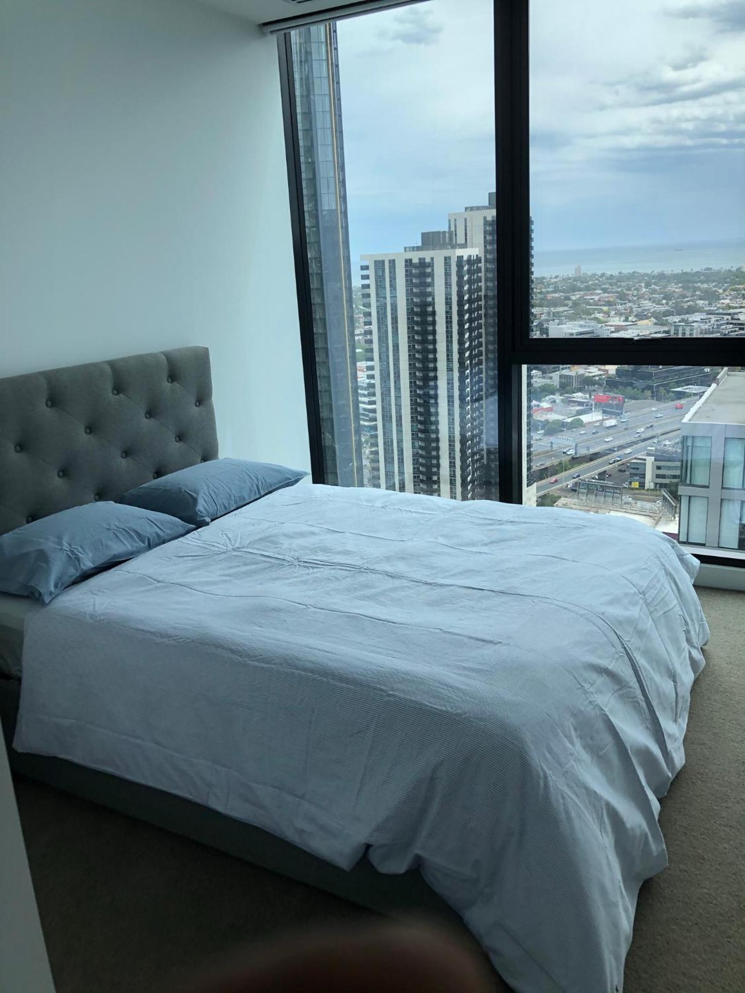 Modern 3 Bedroom Apartment with Amazing Views