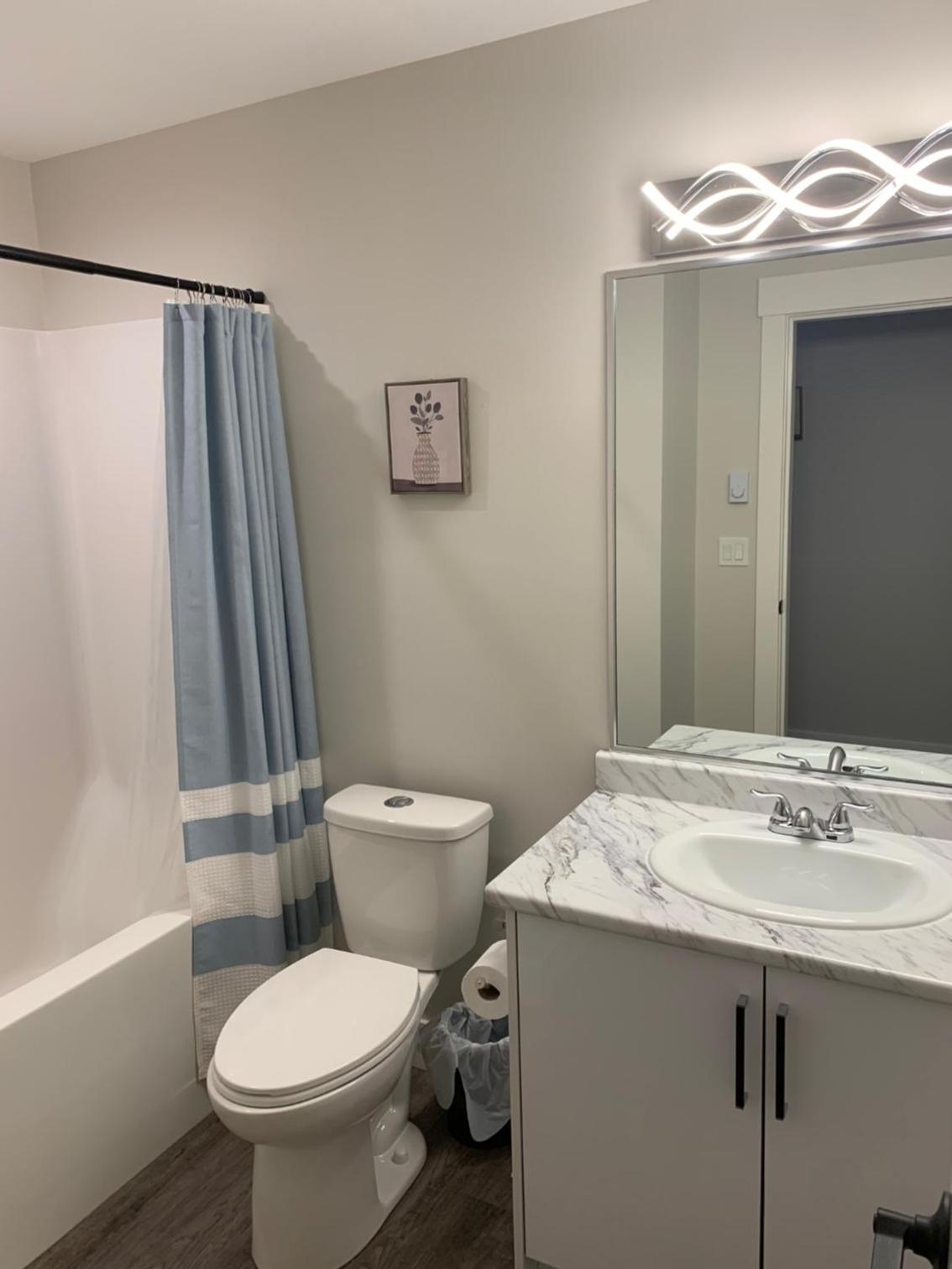 Entire 2BR Guest House in Quiet Area