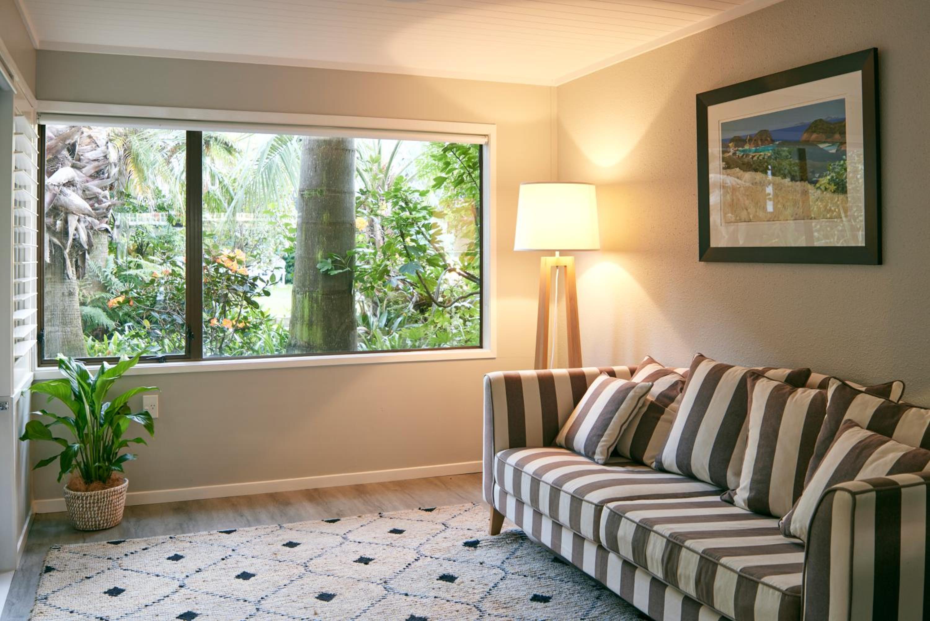 Emerald Inn on Takapuna Beach