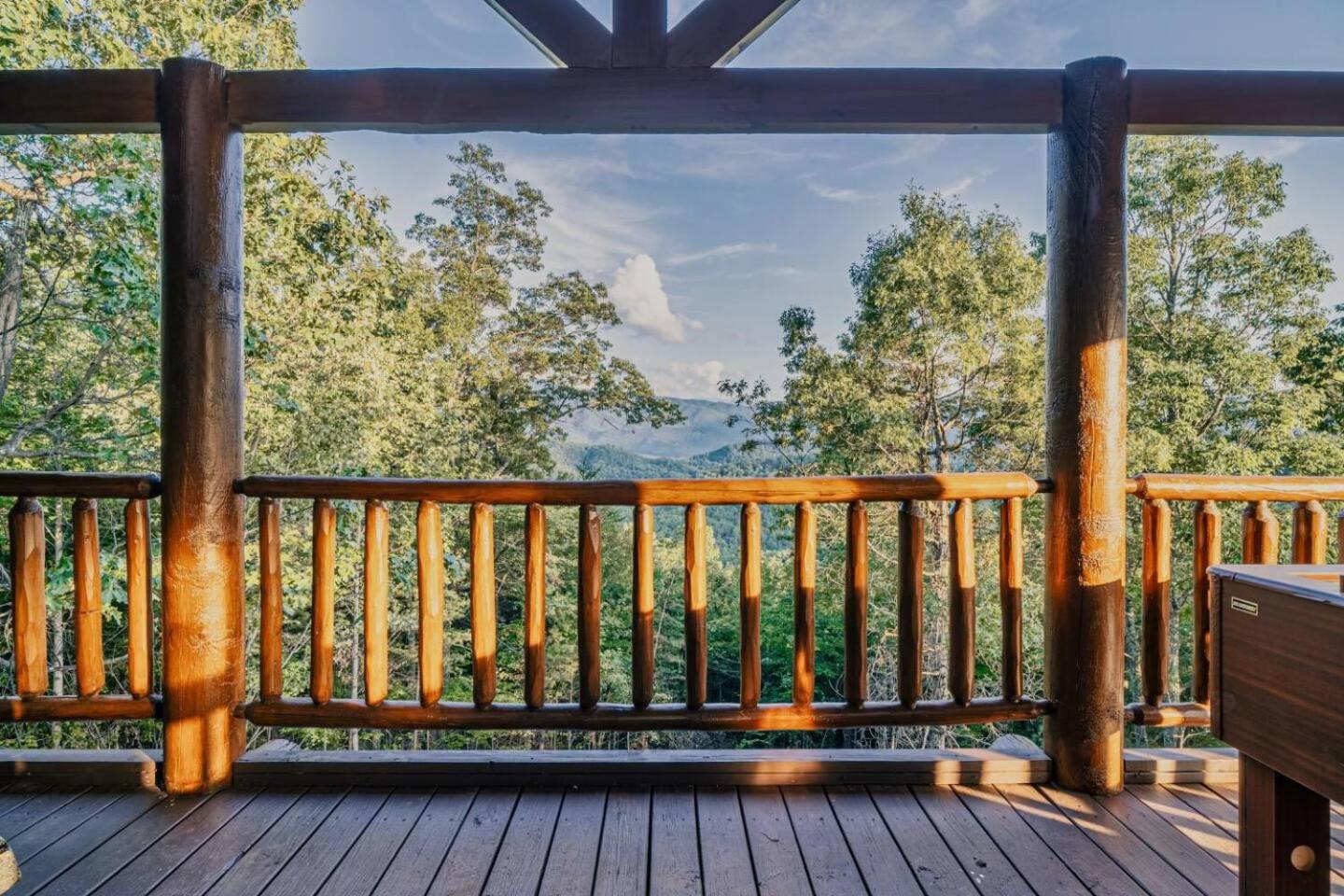 Mountain Majesty with Spectacular Views