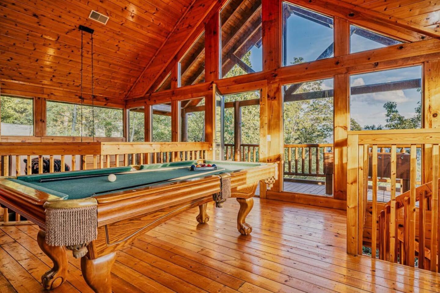 Mountain Majesty with Spectacular Views