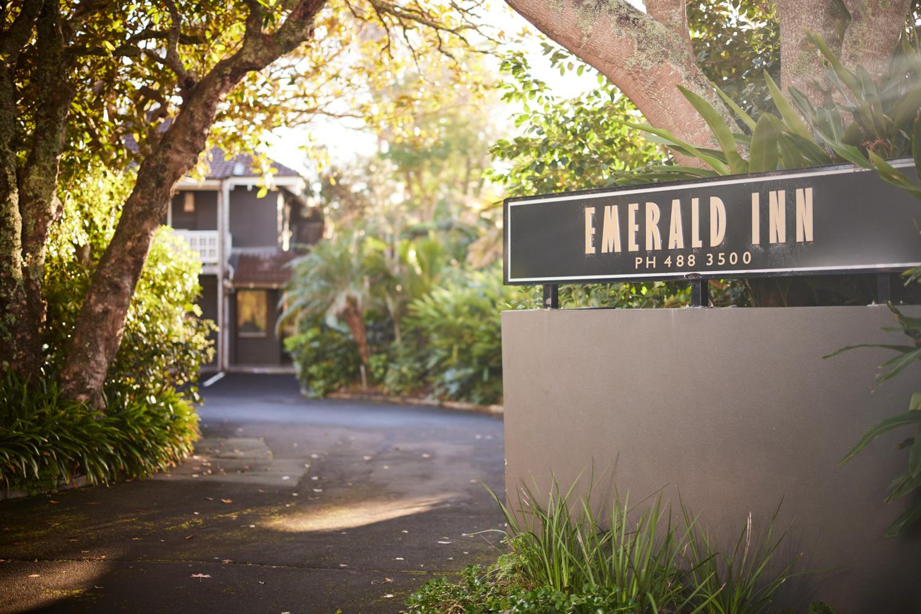 Emerald Inn on Takapuna Beach