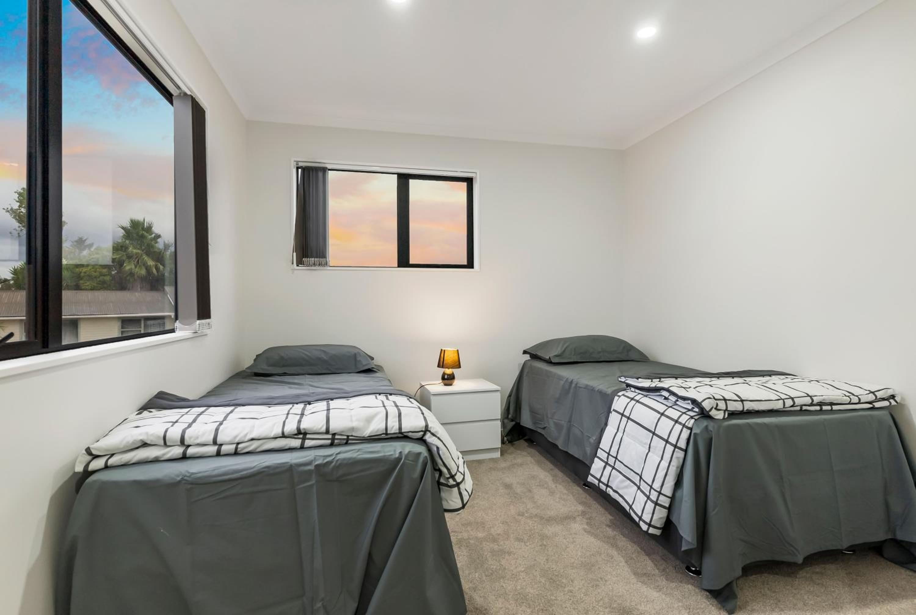 Jupiter St Holiday Home No 4 view 2