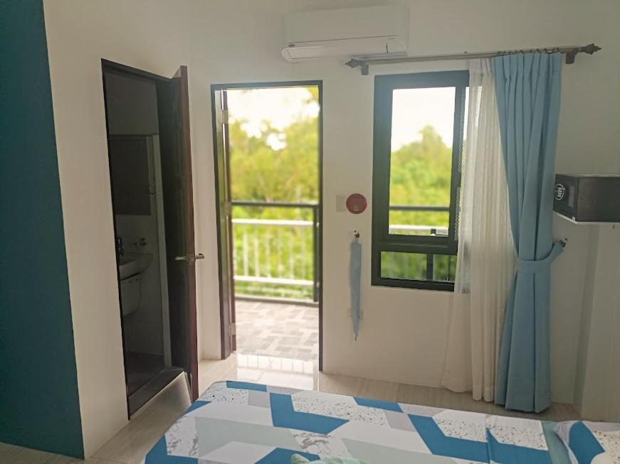 Alona WhiteHouses Resort