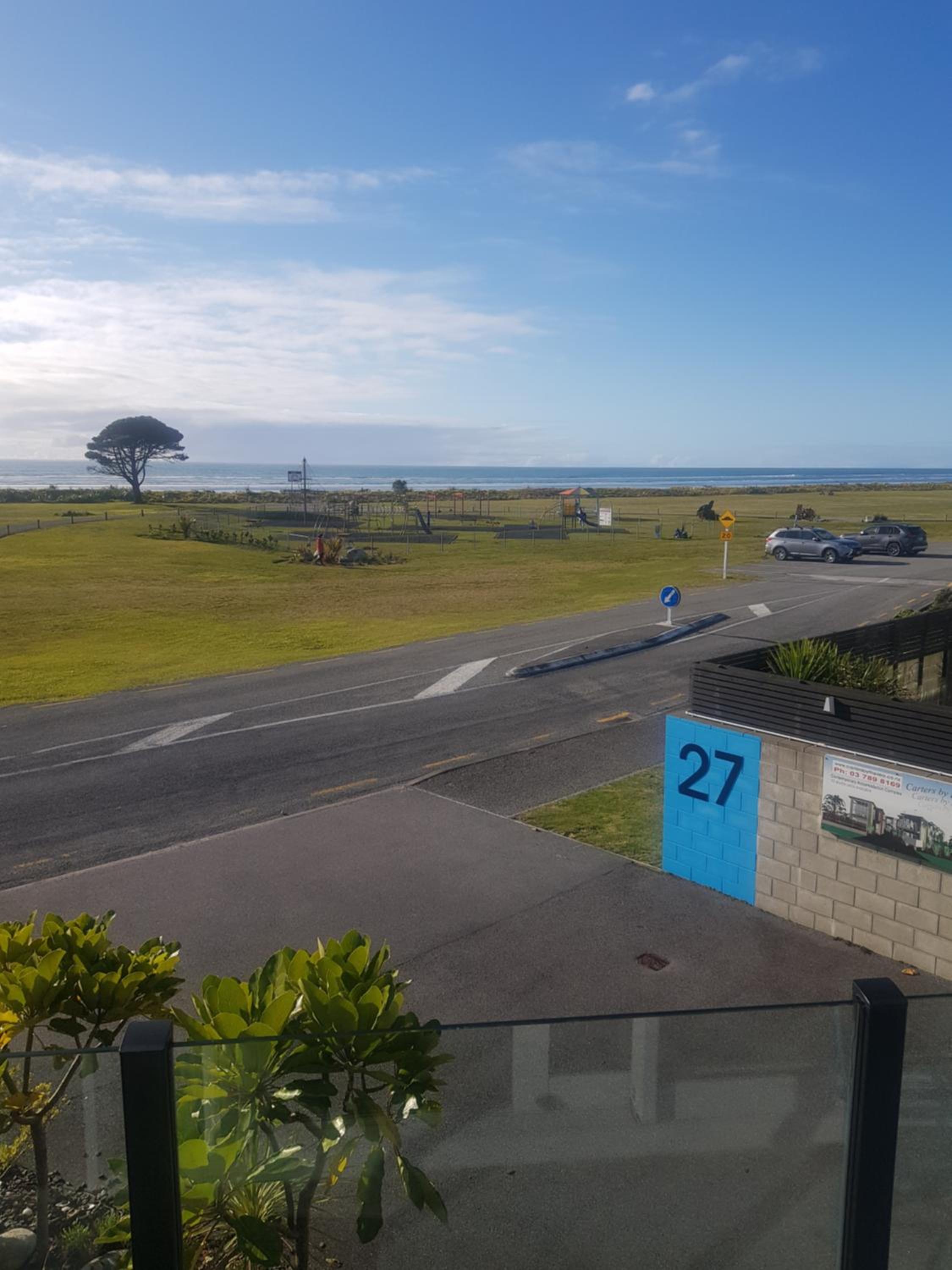 Carters by the Sea Beachside Studio Apartments