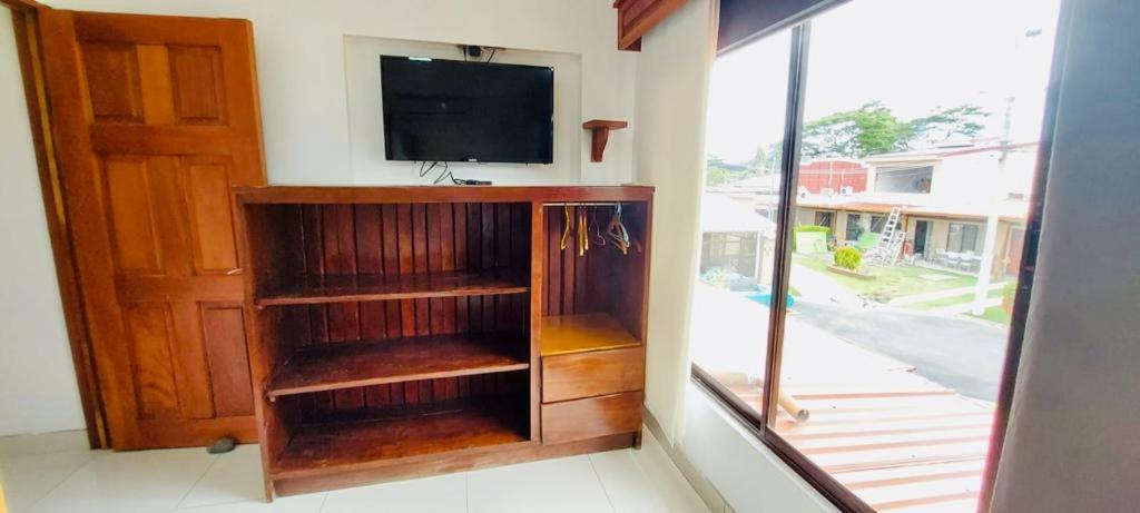 Gamino’s Beach Apartment (JP#72)