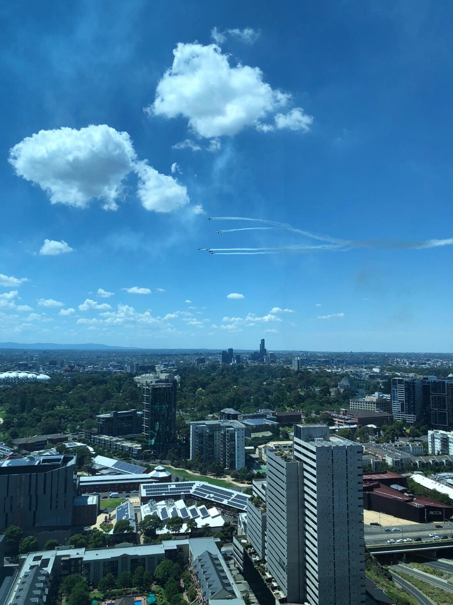 Modern 3 Bedroom Apartment with Amazing Views