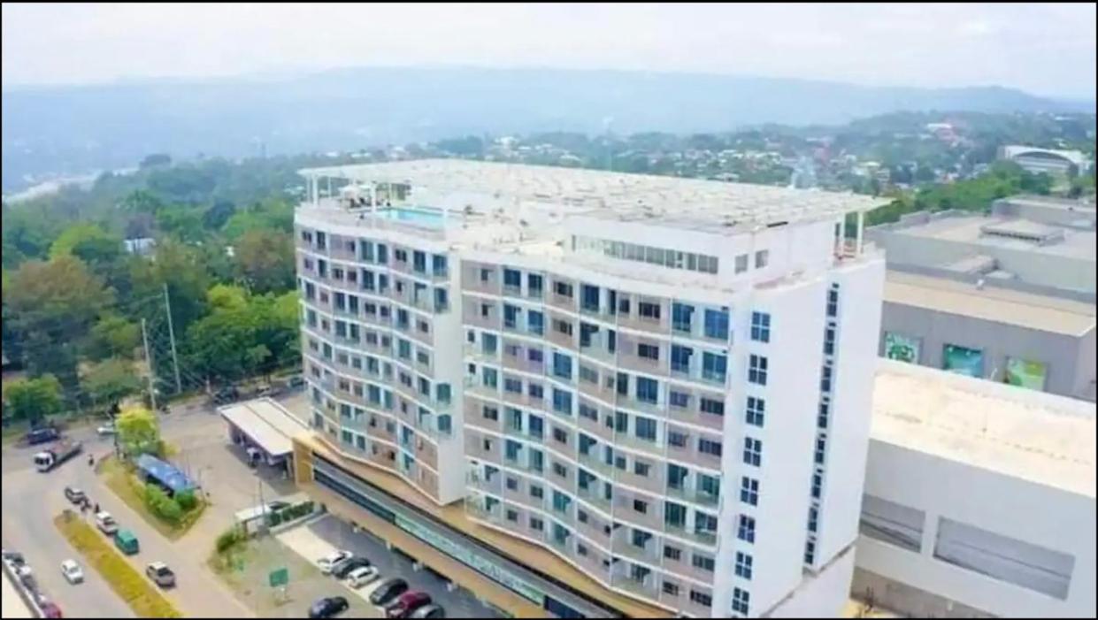 The Hideaway at Citta Verde Primavera City view 3