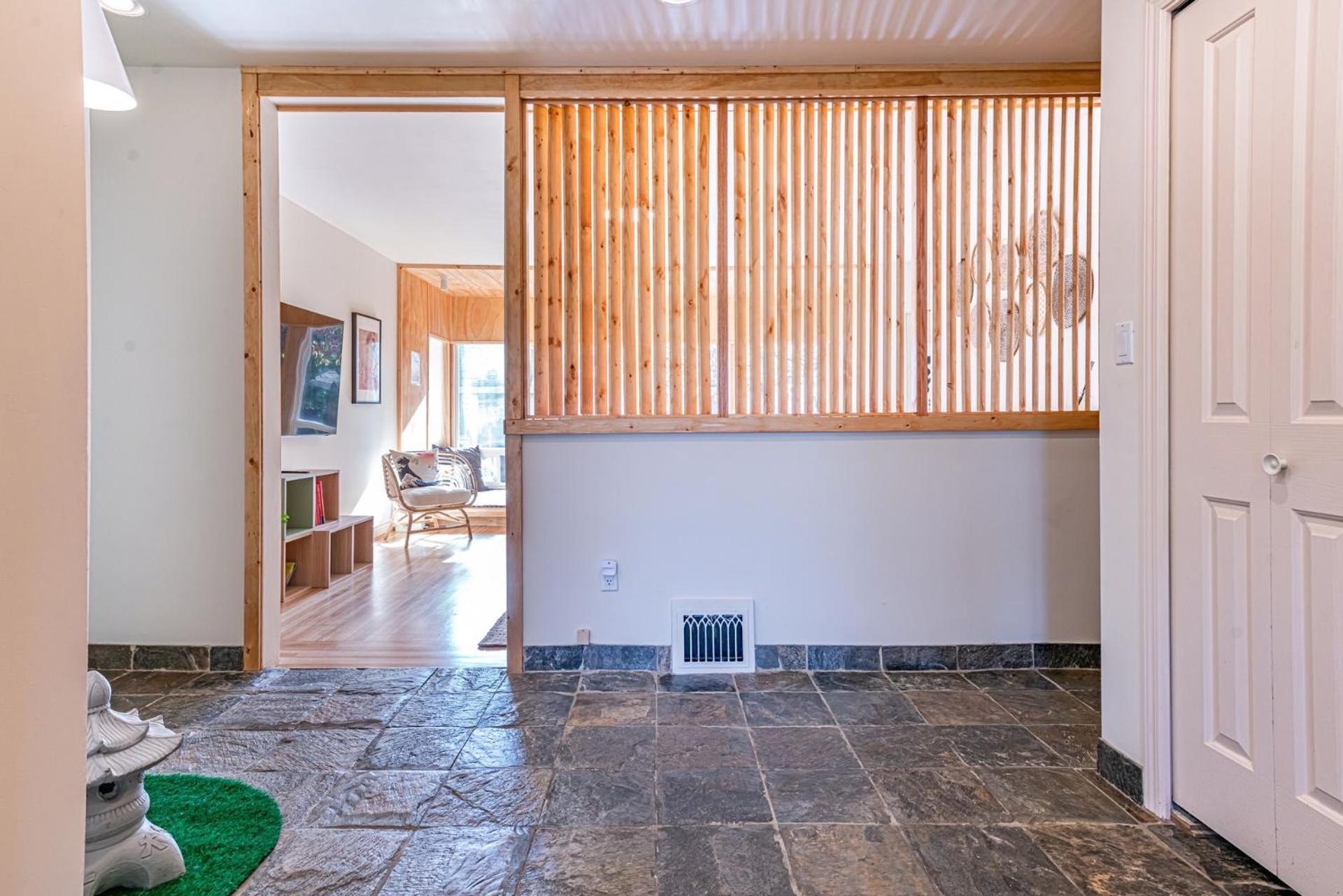 Three-Tree Villa-Central Location