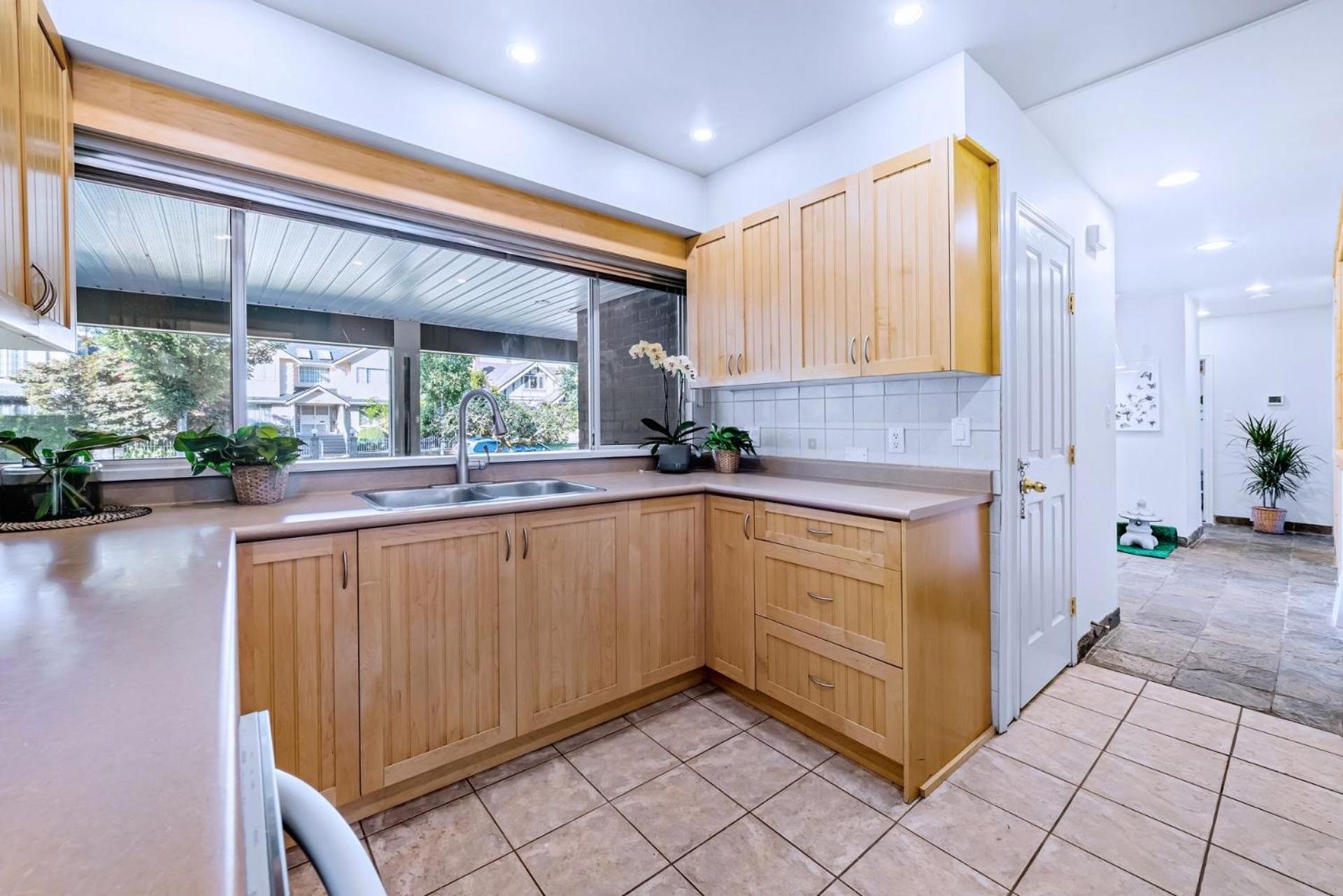 Three-Tree Villa-Central Location