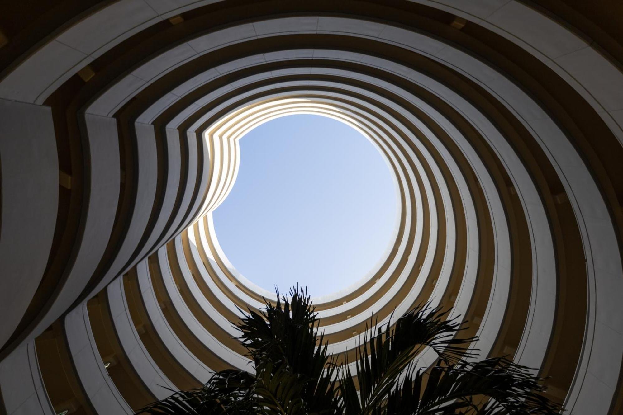 Hotel Pullman Phuket Karon Beach Resort - Image 1