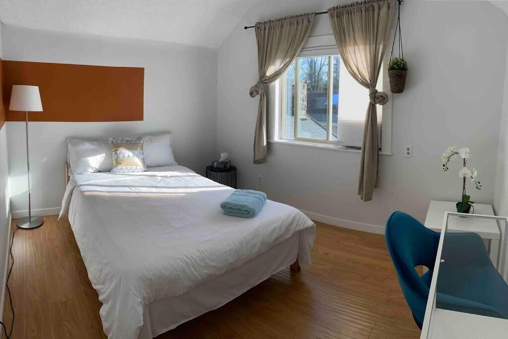Westside Pool Home-8 min to Downtown, Yard Parking