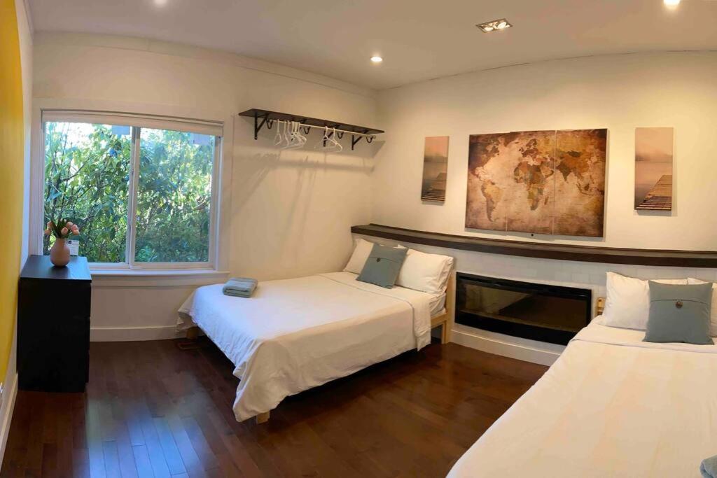 Westside Pool Home-8 min to Downtown, Yard Parking