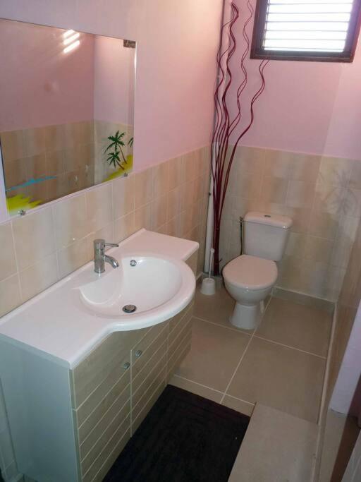 Logement dans un lieu calme et verdoyant à proximité de tout avec Jacuzzi!!! view 4