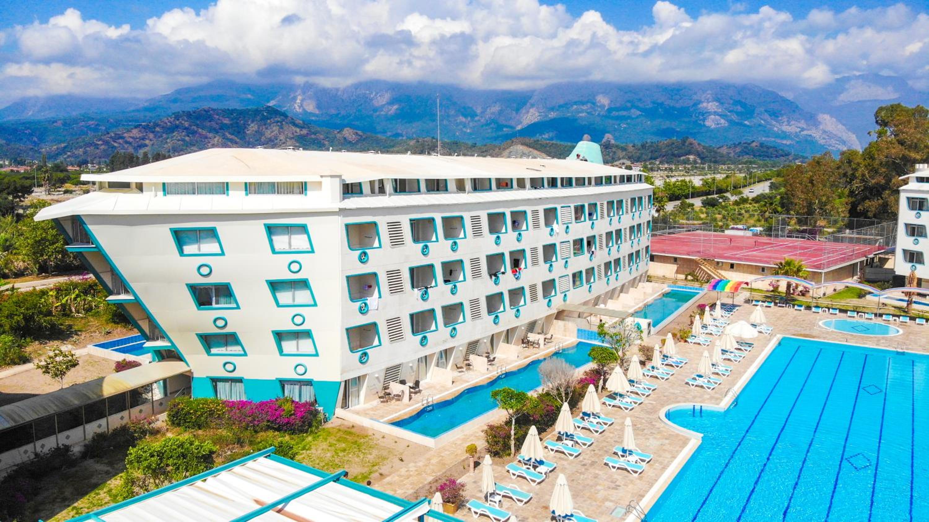 Hotel Daima Biz Hotel - Dolusu Aquapark Access - Image 1