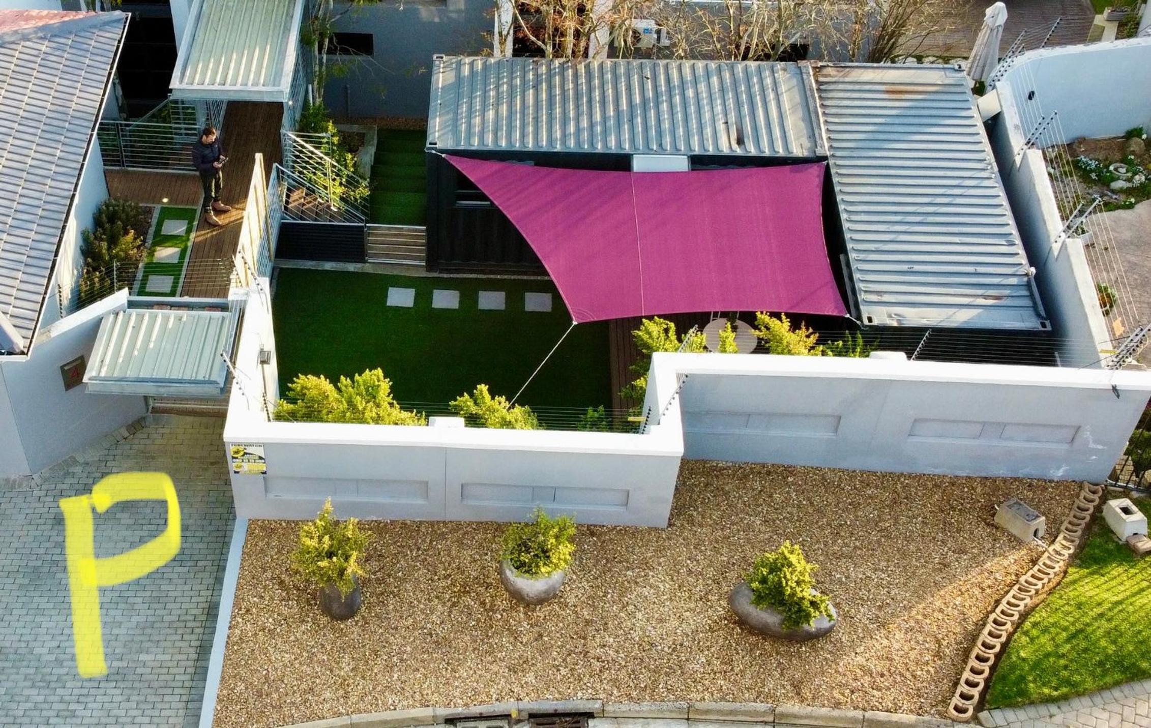 The Leopard Leaf Inn