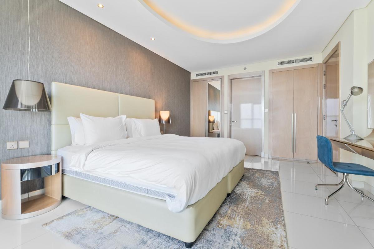 ALiving Supreme 2BR Paramount Towers Business Bay with Burj Khalifa view 6202