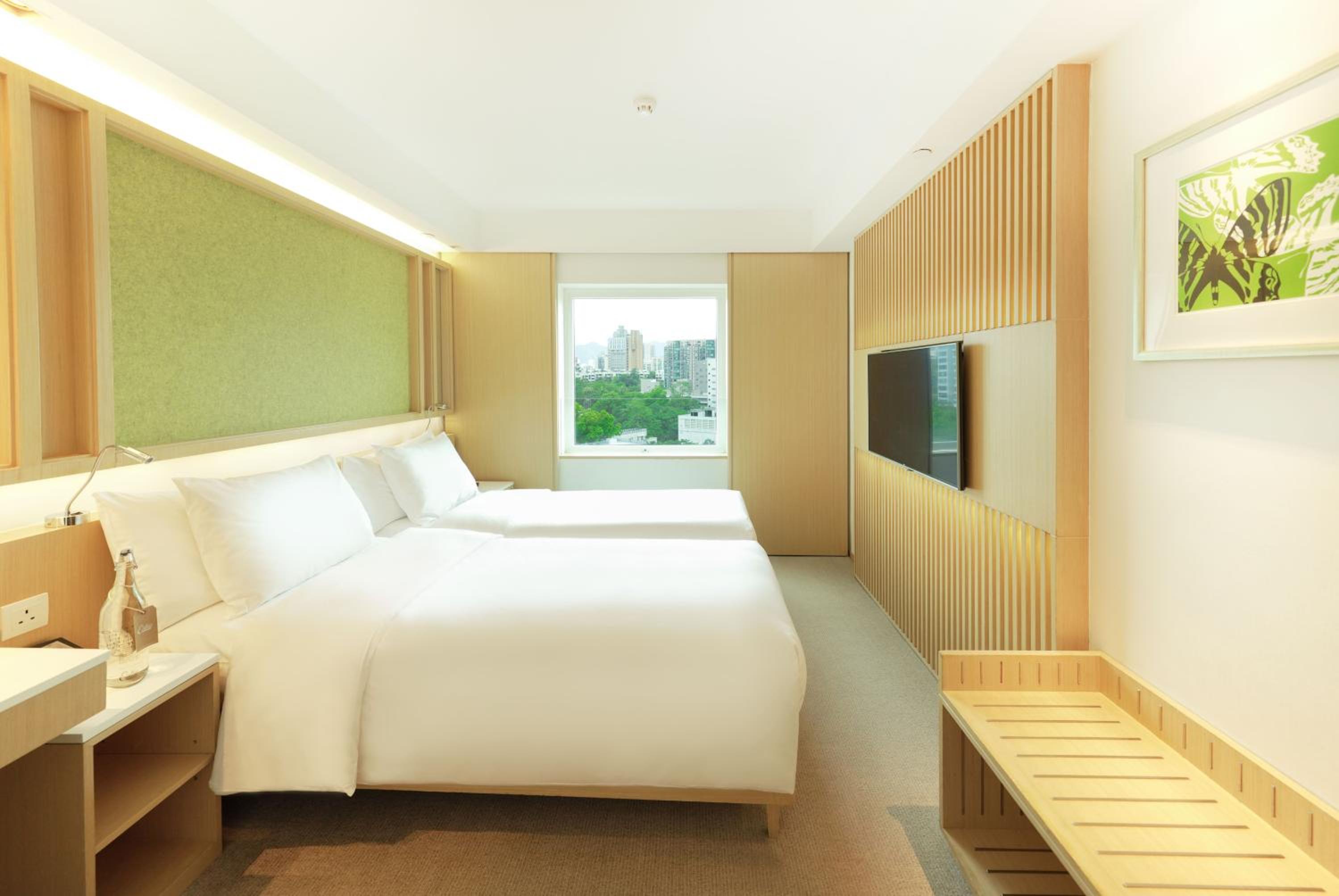 Eaton HK - Langham Hospitality Group
