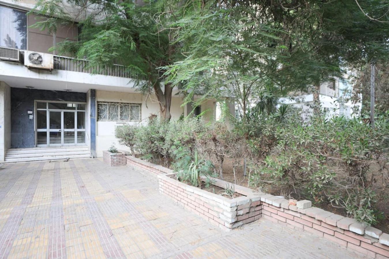 Ivory Petal Bliss 2BR Apt