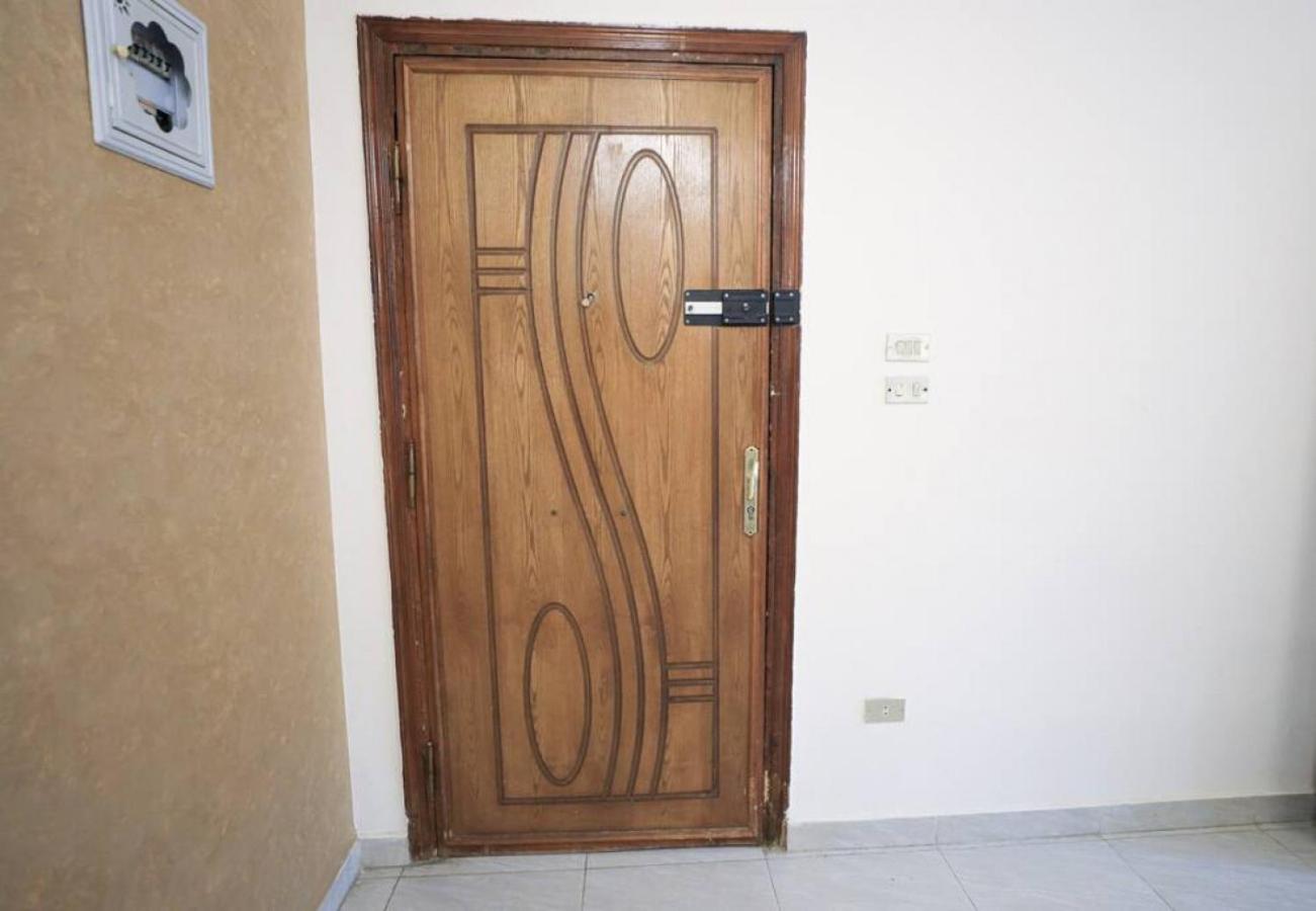 Ivory Petal Bliss 2BR Apt