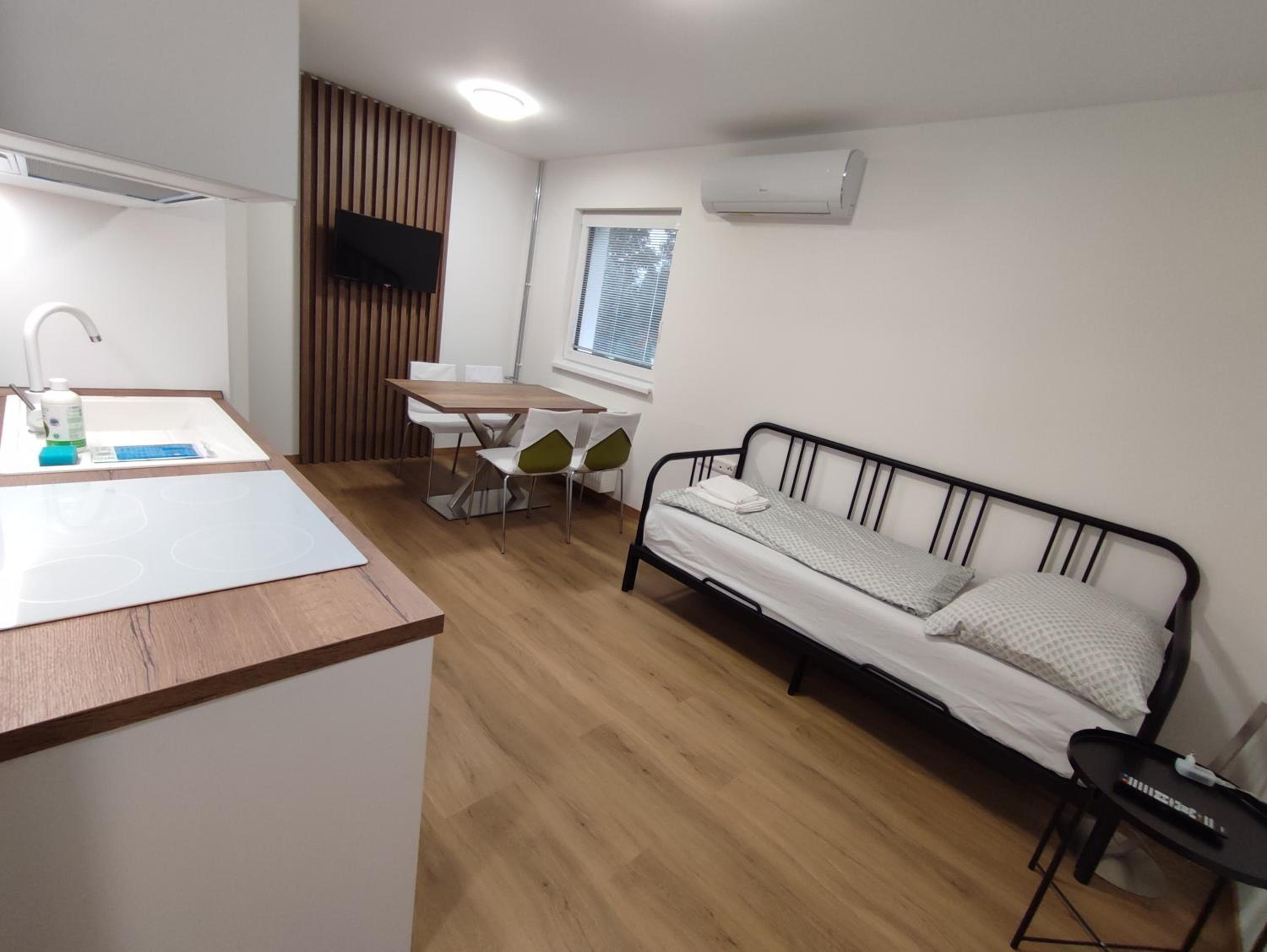apartmánový dom rodiny BÖJTÖS Patince