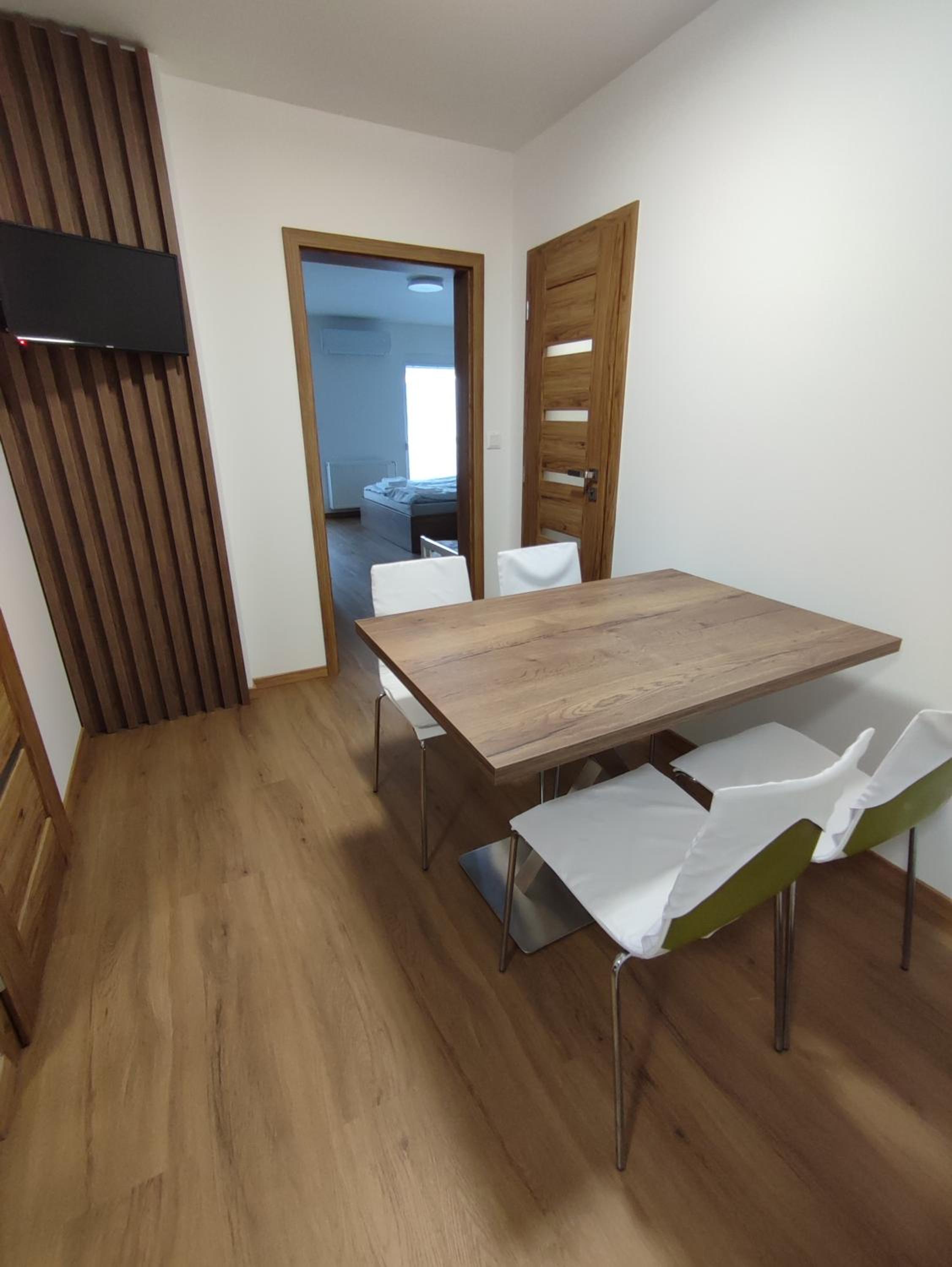 apartmánový dom rodiny BÖJTÖS Patince