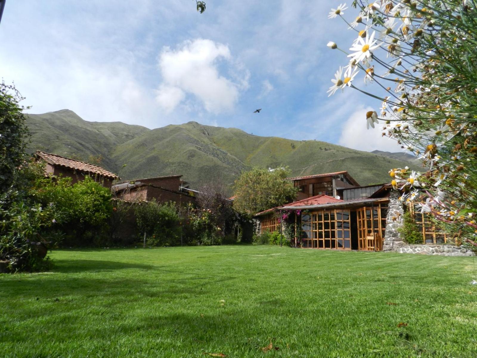 Eco Tampu Andahuaylillas - Cusco Hospedaje Ecosostenible view 4